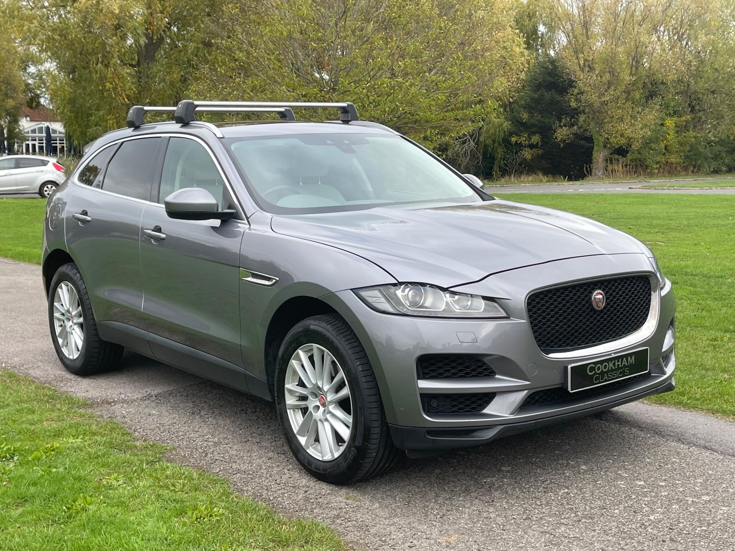 Used Jaguar F-Pace 2019 for sale - 76579736: Photo 9