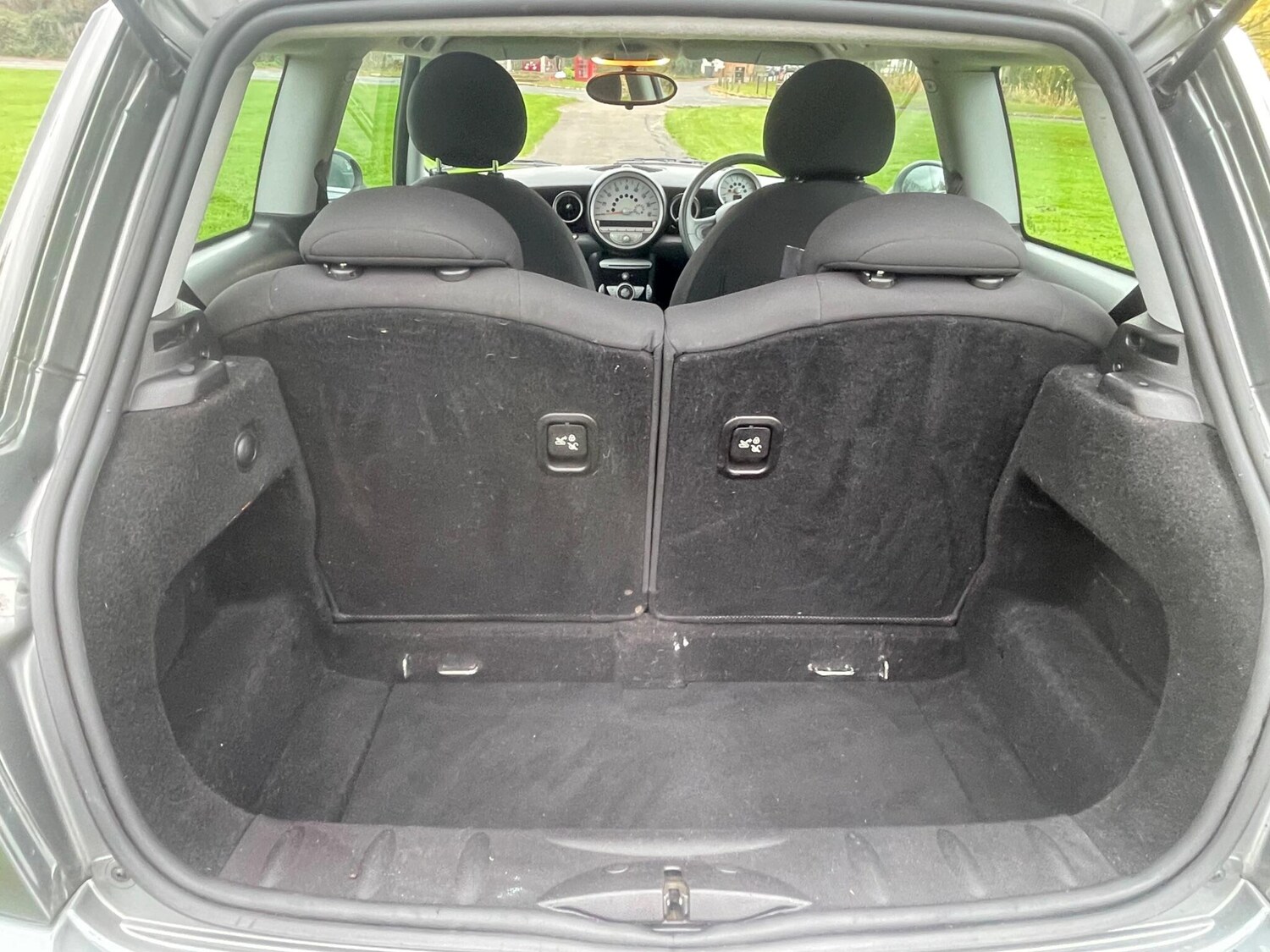 Used MINI Hatch 2010 for sale - 76592253: Photo 28