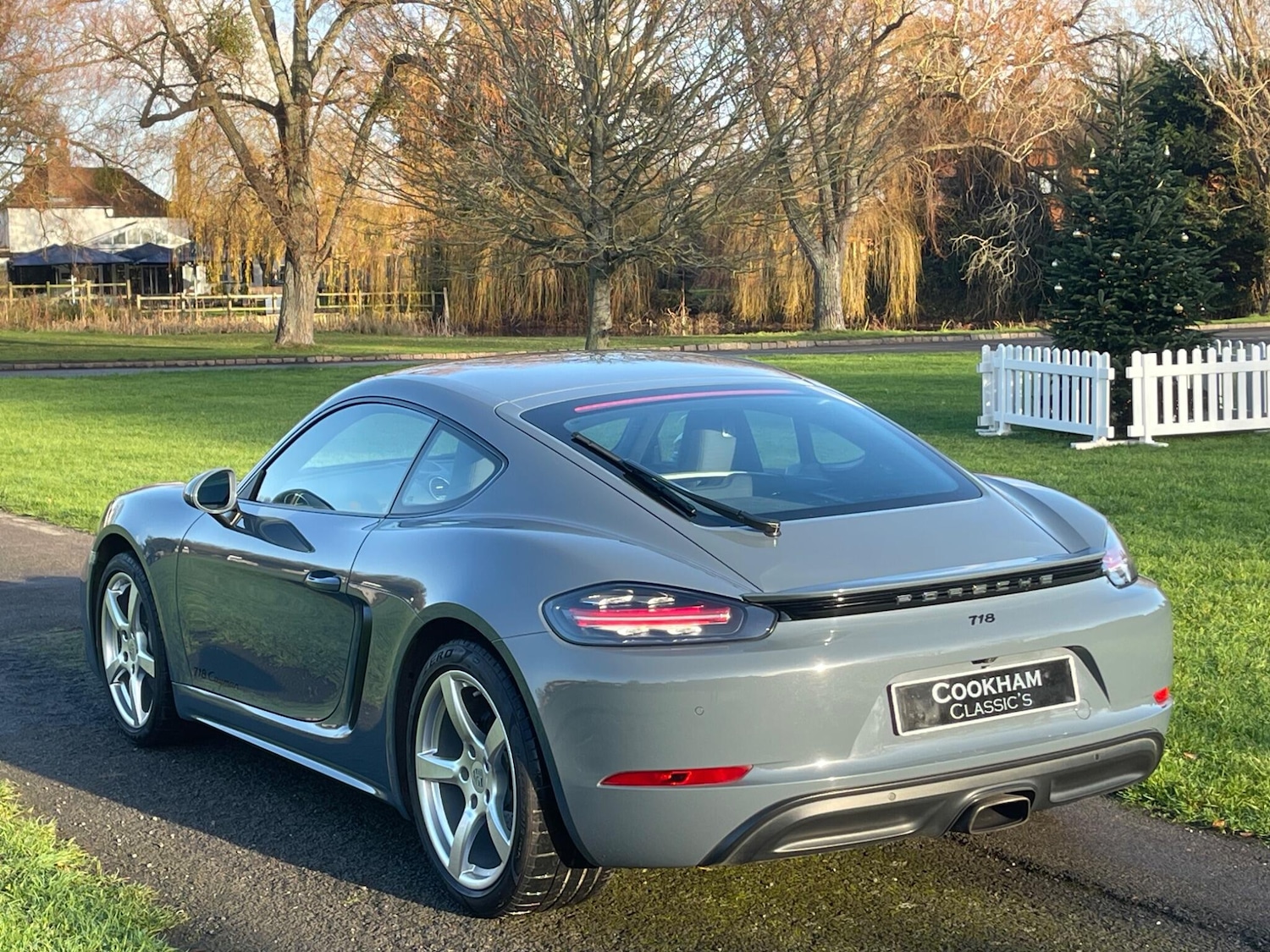 Used Porsche Cayman 2017 for sale - 77015697: Photo 11