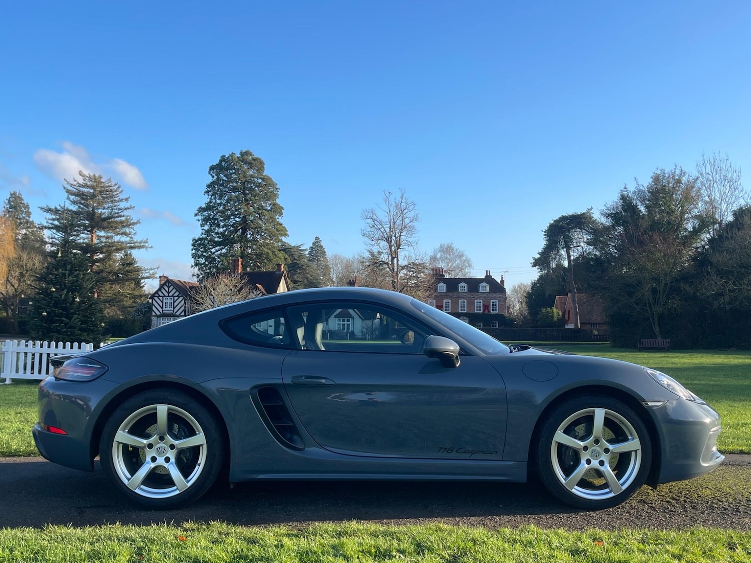 Used Porsche Cayman 2017 for sale - 77015697: Photo 14