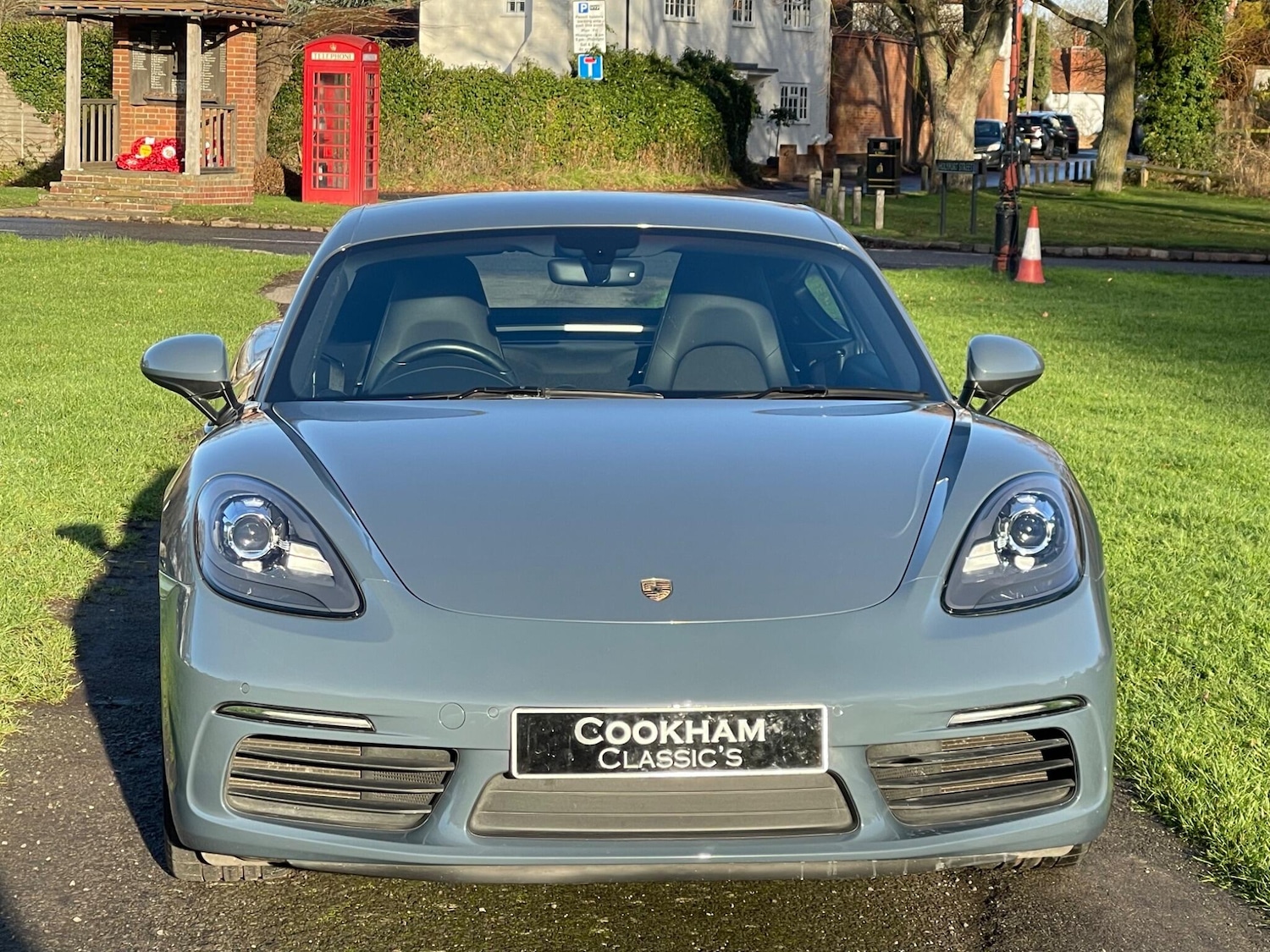 Used Porsche Cayman 2017 for sale - 77015697: Photo 2