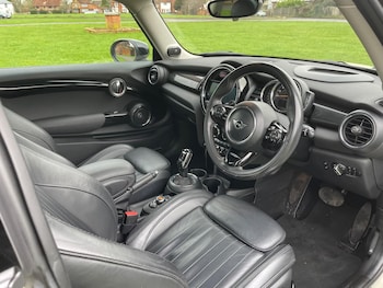 Used MINI Hatch 2019 for sale - 77524681: Photo