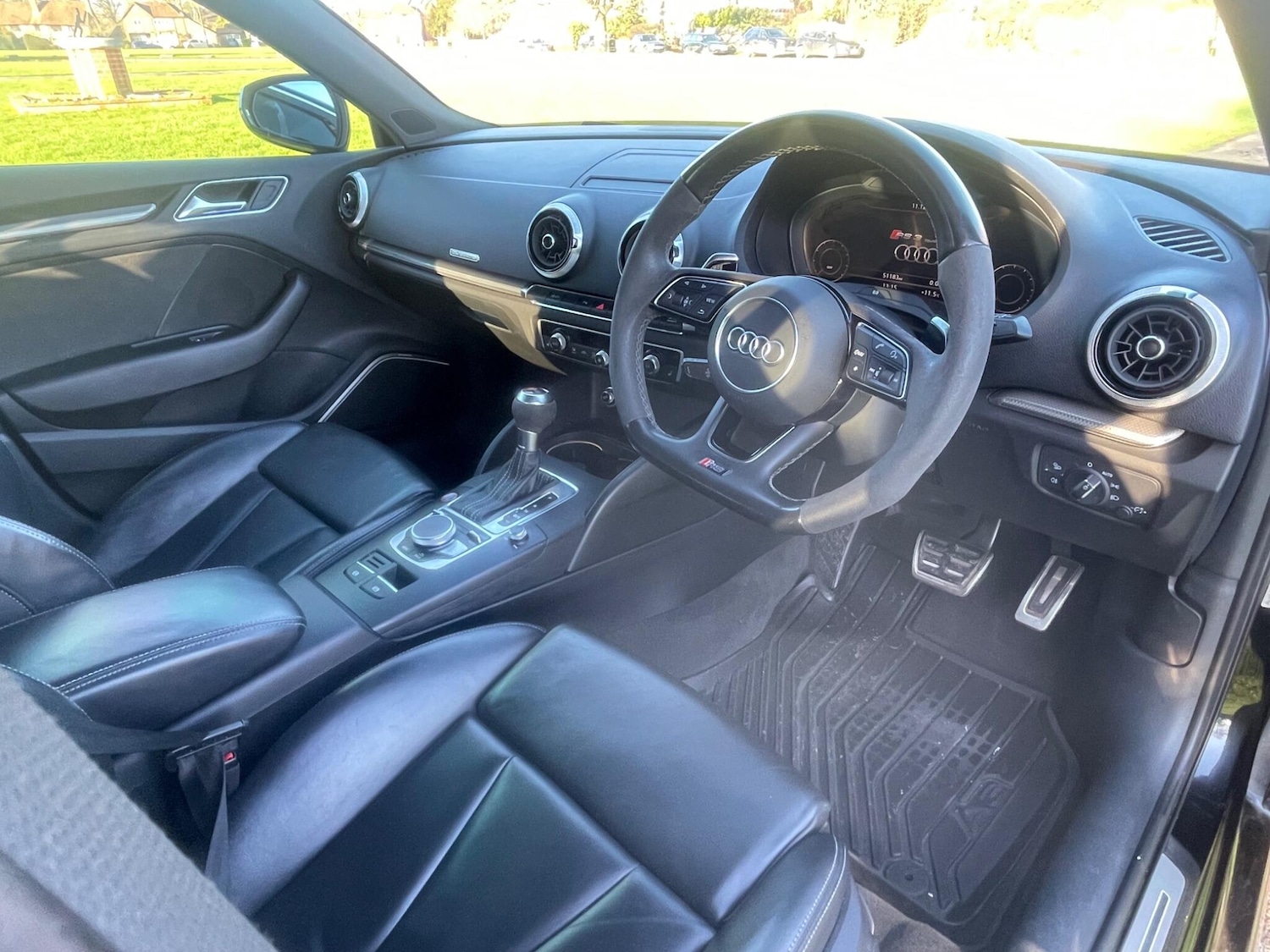 Used Audi RS3 2018 for sale - 76918621: Photo 19