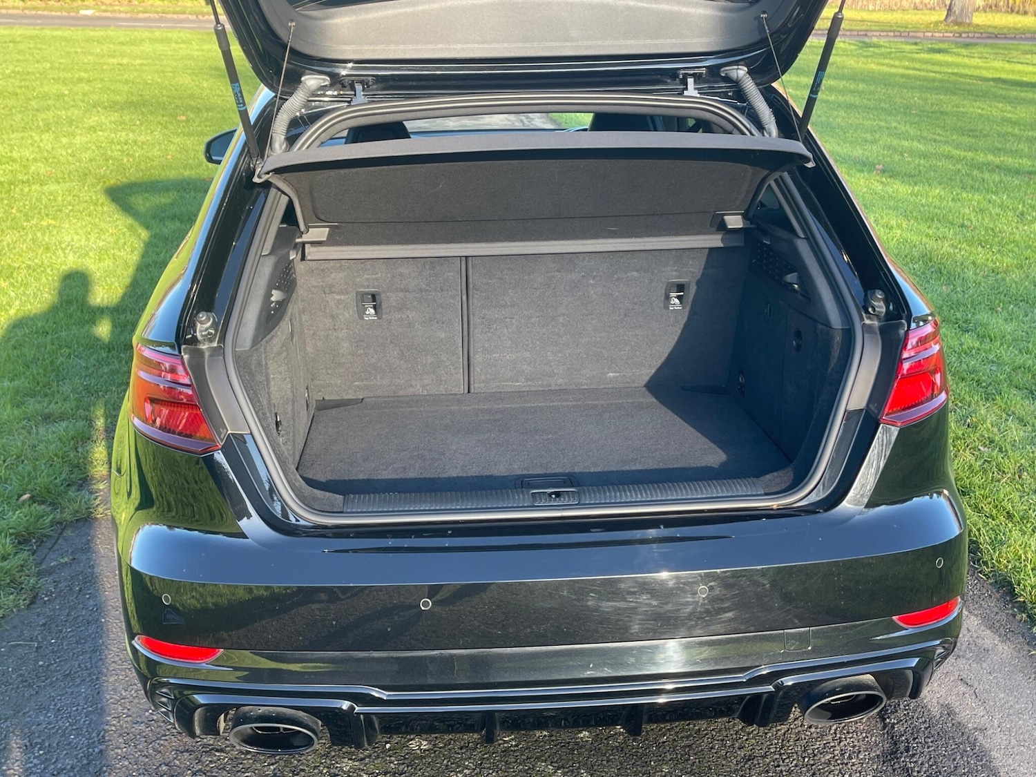 Used Audi RS3 2018 for sale - 76918621: Photo 34