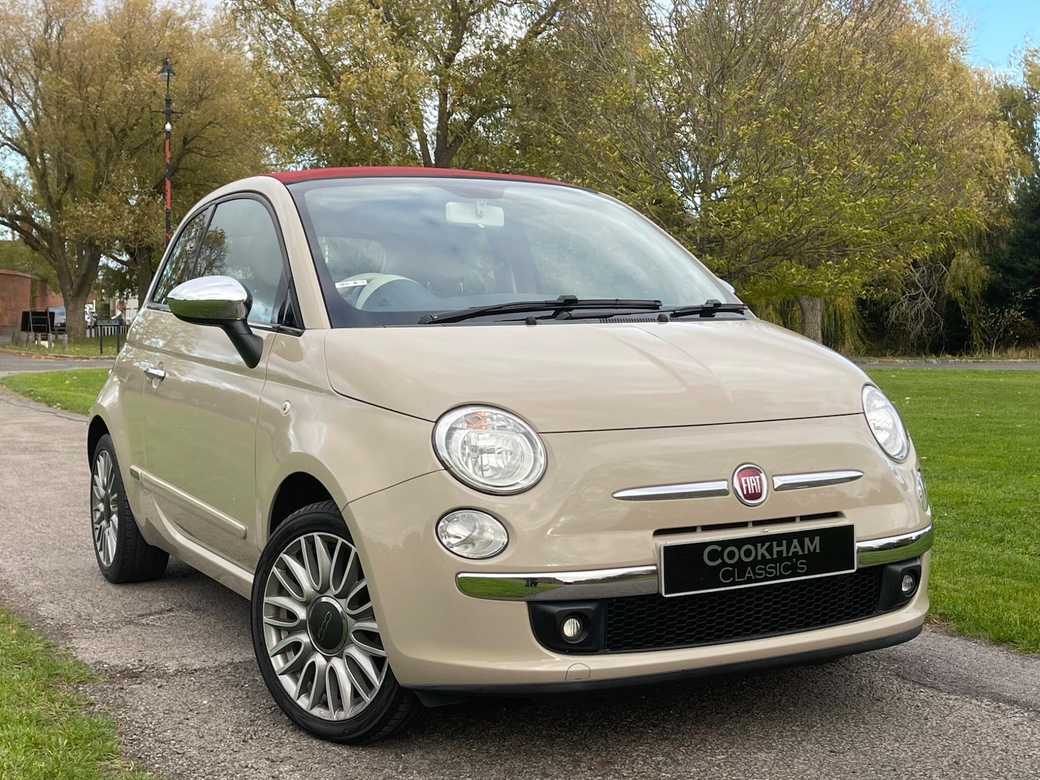 Used Fiat 500 2015 for sale - 76579740: Photo 5