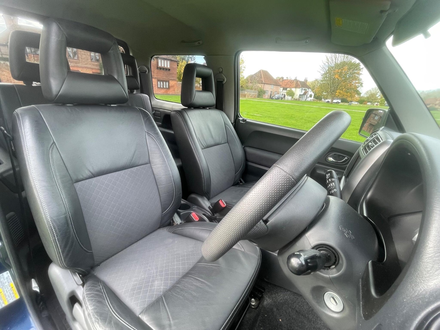 Used Suzuki Jimny 2010 for sale - 76579738: Photo 23