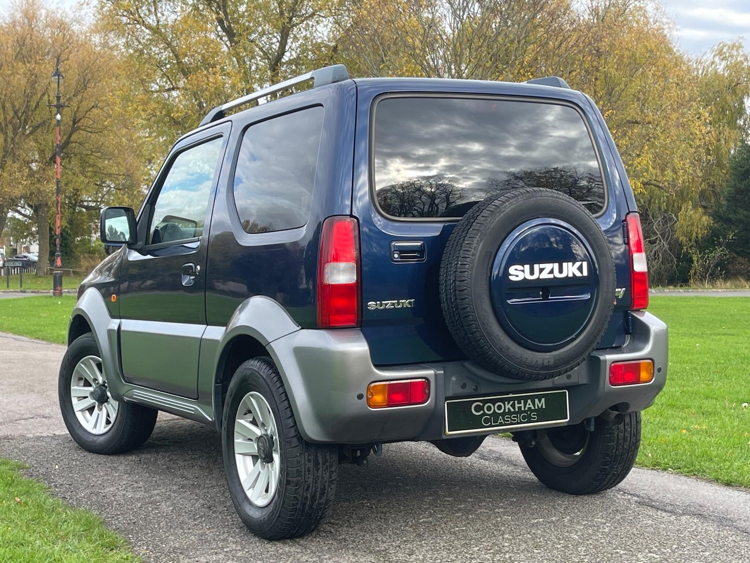 Used Suzuki Jimny 2010 for sale - 76579738: Photo 4