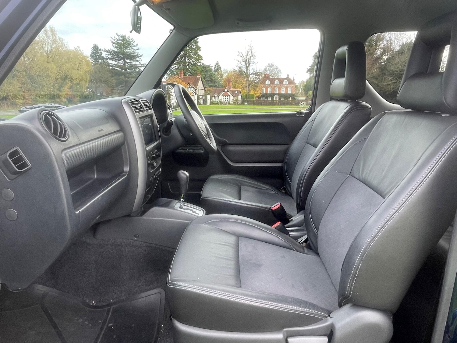 Used Suzuki Jimny 2010 for sale - 76579738: Photo 44