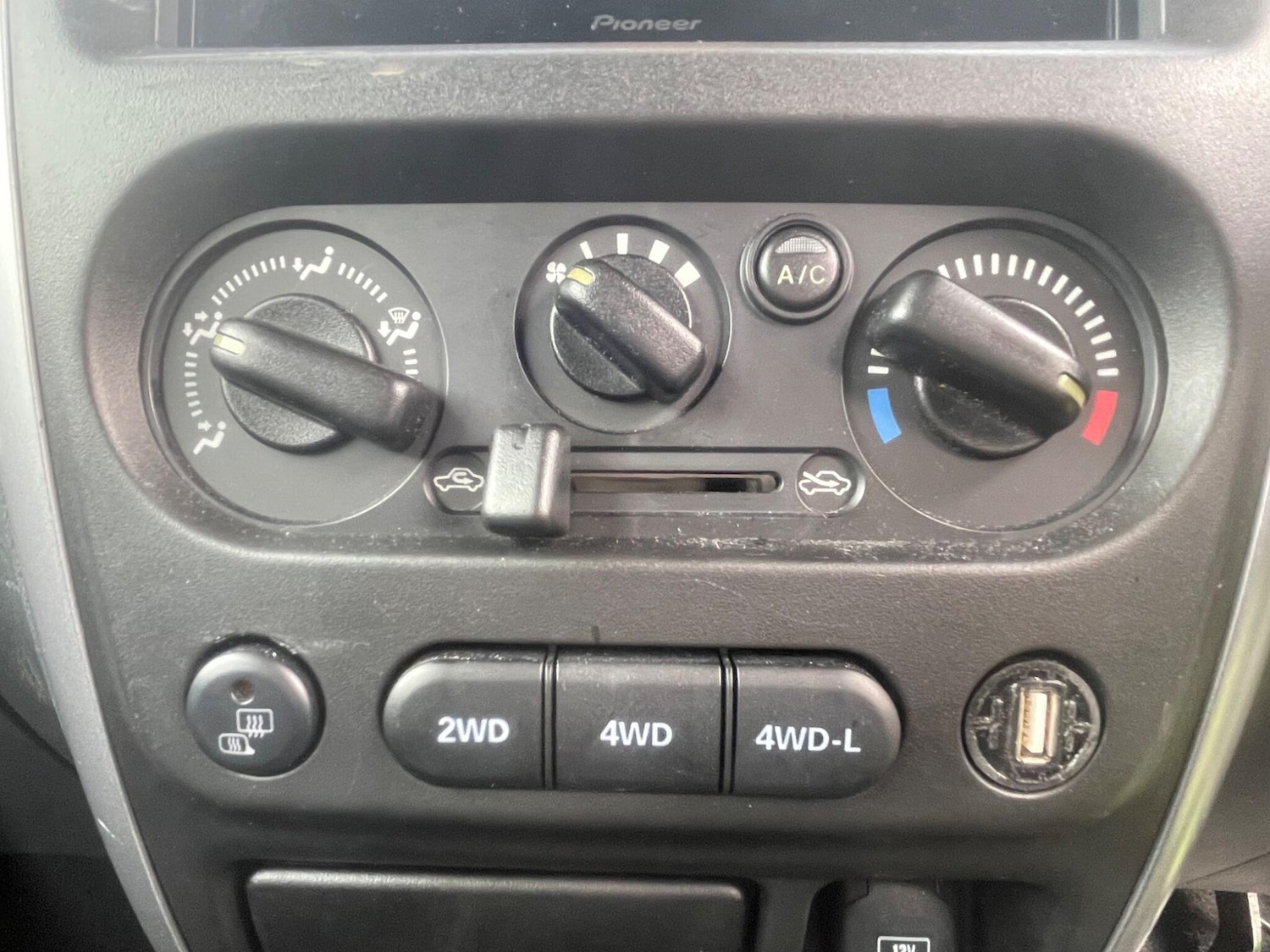 Used Suzuki Jimny 2010 for sale - 76579738: Photo 47