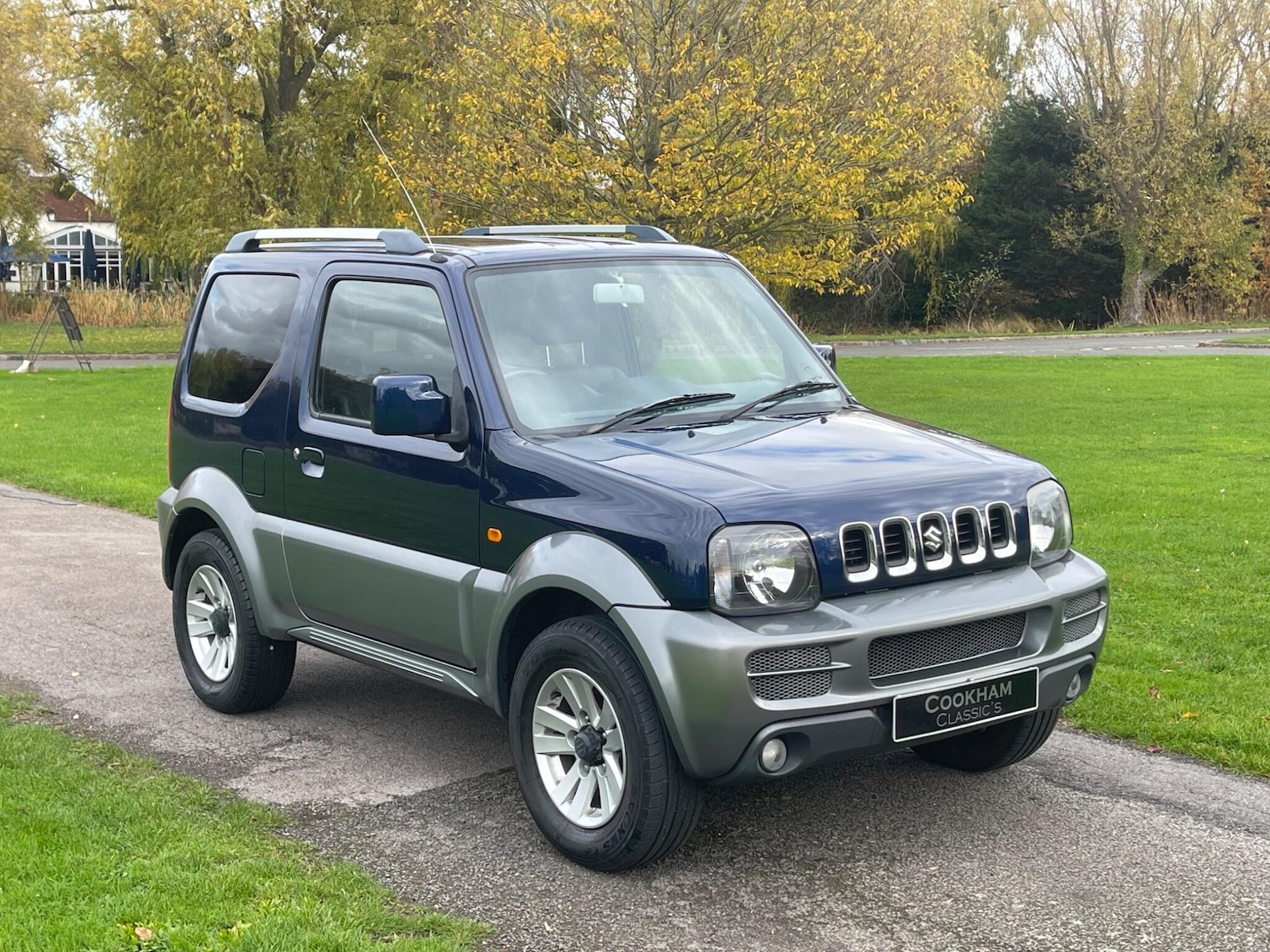 Used Suzuki Jimny 2010 for sale - 76579738: Photo 8