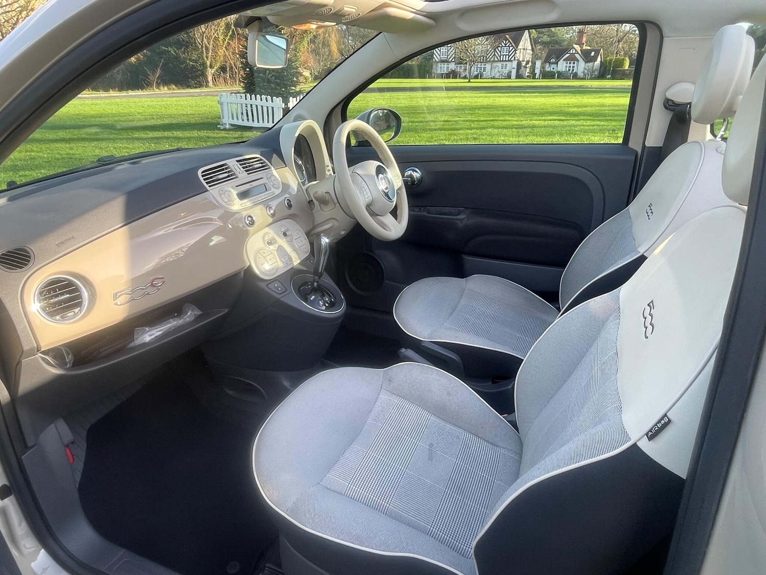 Used Fiat 500C 2014 for sale - 76899342: Photo 29