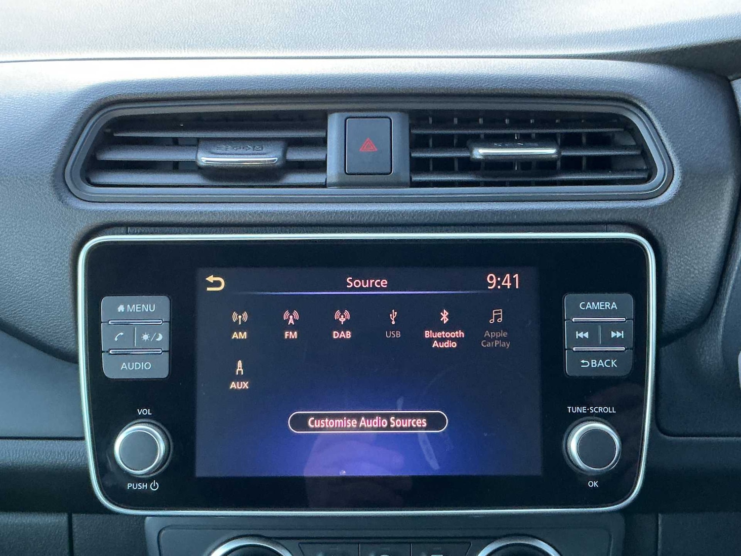 Used Nissan Leaf 2022 for sale - 76382636: Photo 10