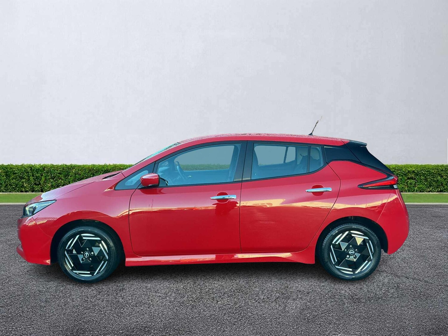 Used Nissan Leaf 2022 for sale - 76382636: Photo 18