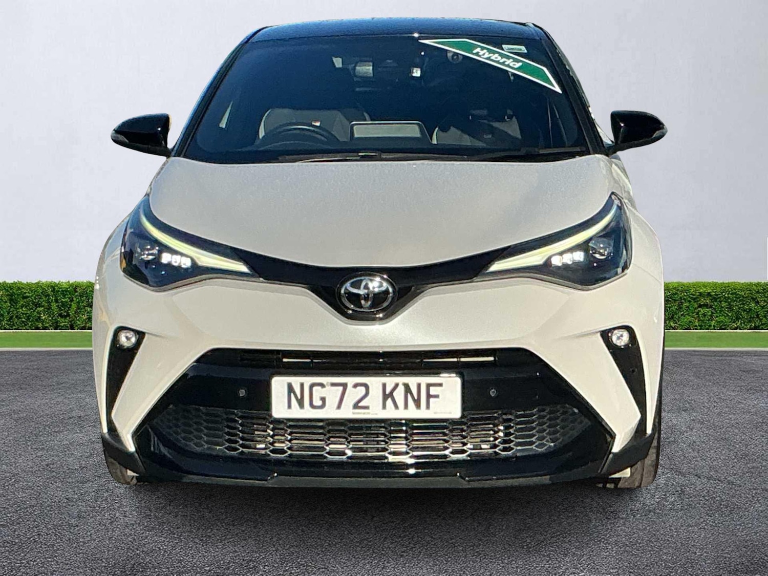 Used Toyota C-HR 2023 for sale - 76382632: Photo 4