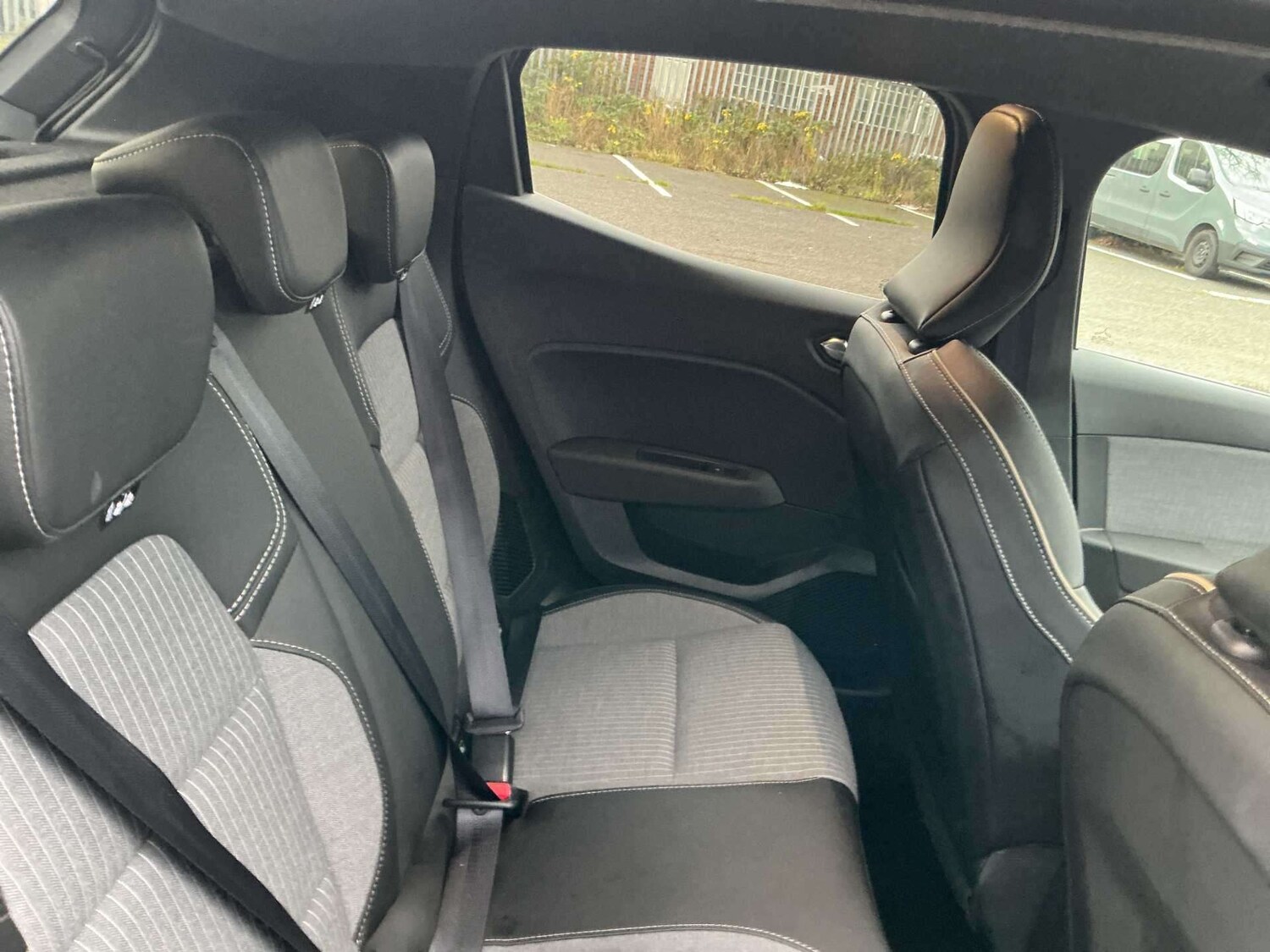 Used Renault Clio 2024 for sale - 77487561: Photo 15