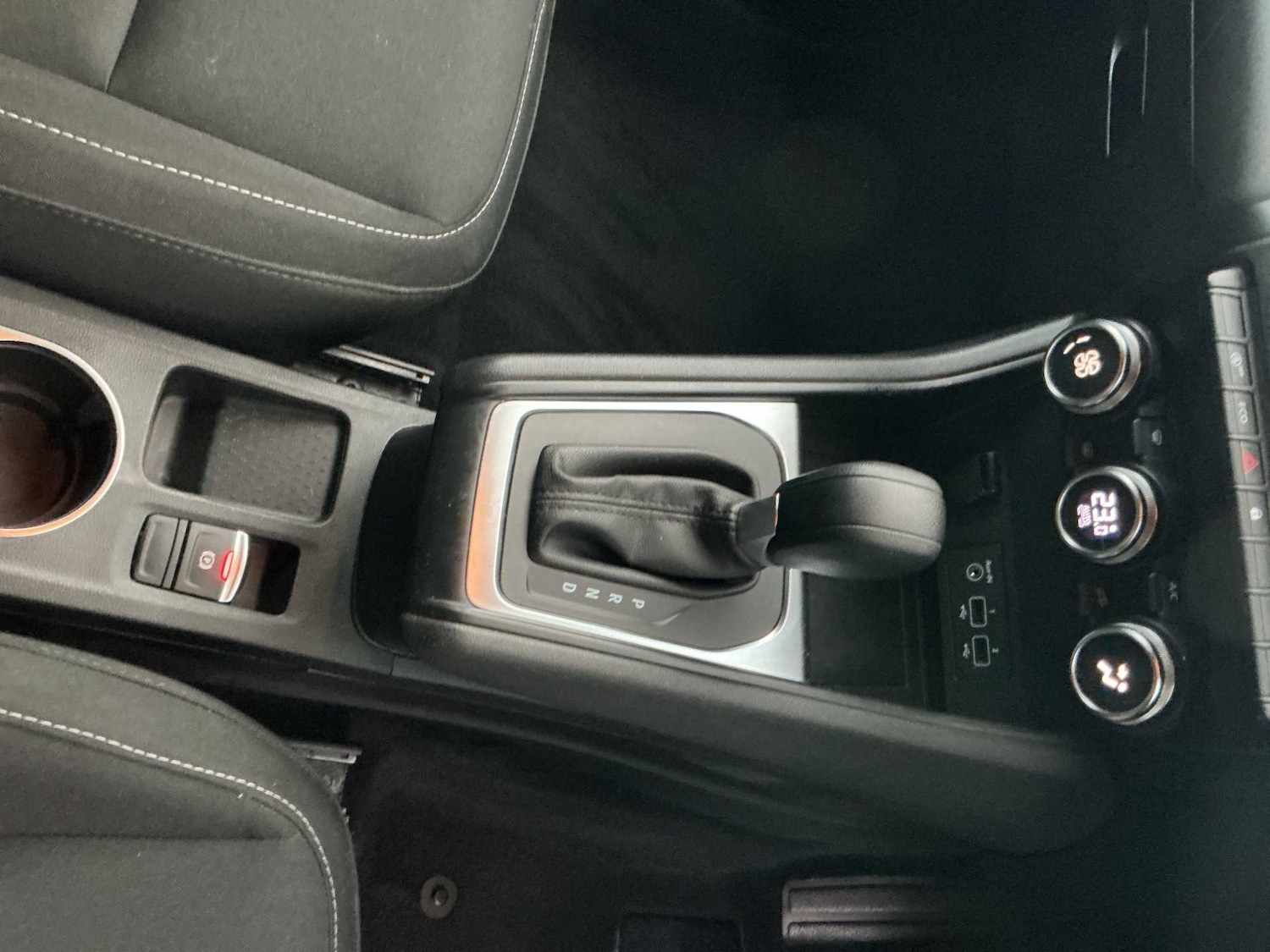 Used Renault Captur 2020 for sale - 76554278: Photo 12