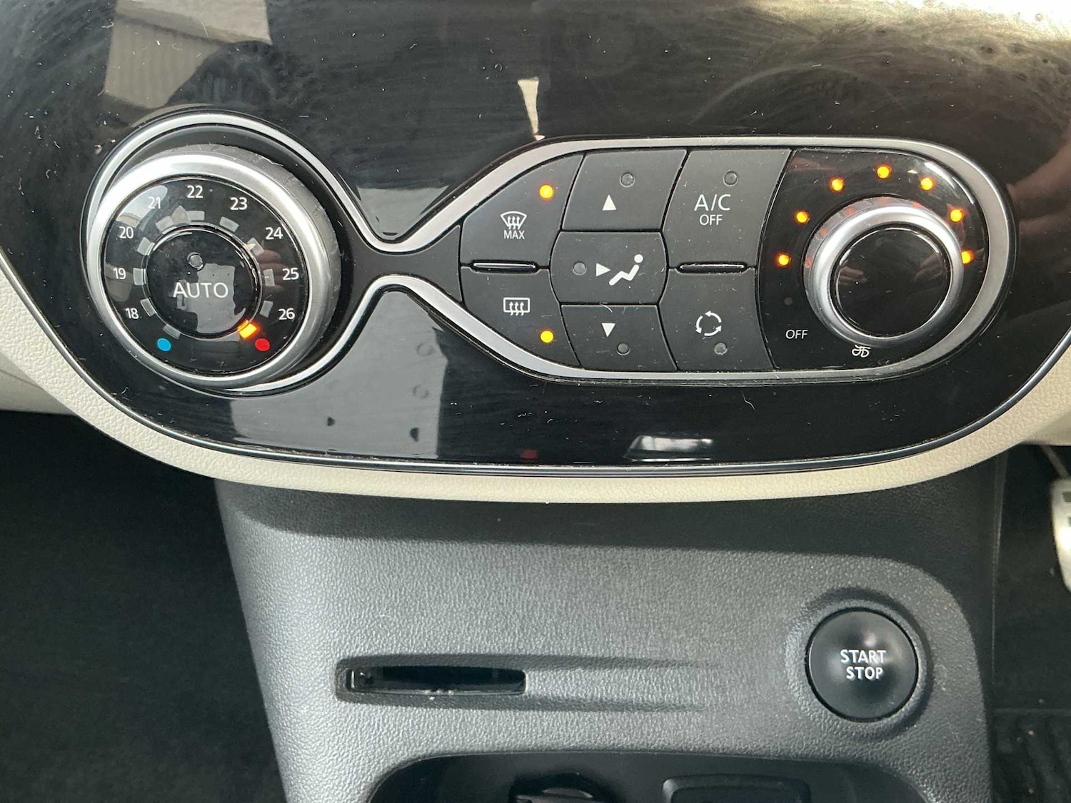 Used Renault Captur 2019 for sale - 78196558: Photo 11