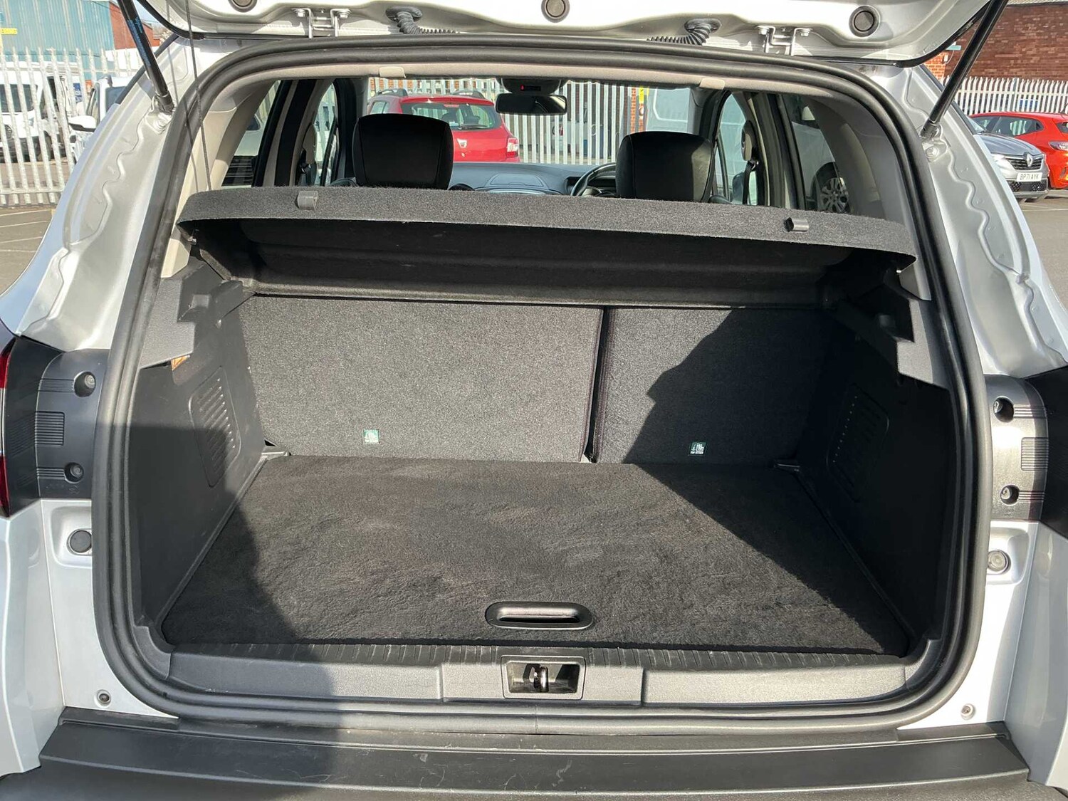 Used Renault Captur 2019 for sale - 78196558: Photo 16