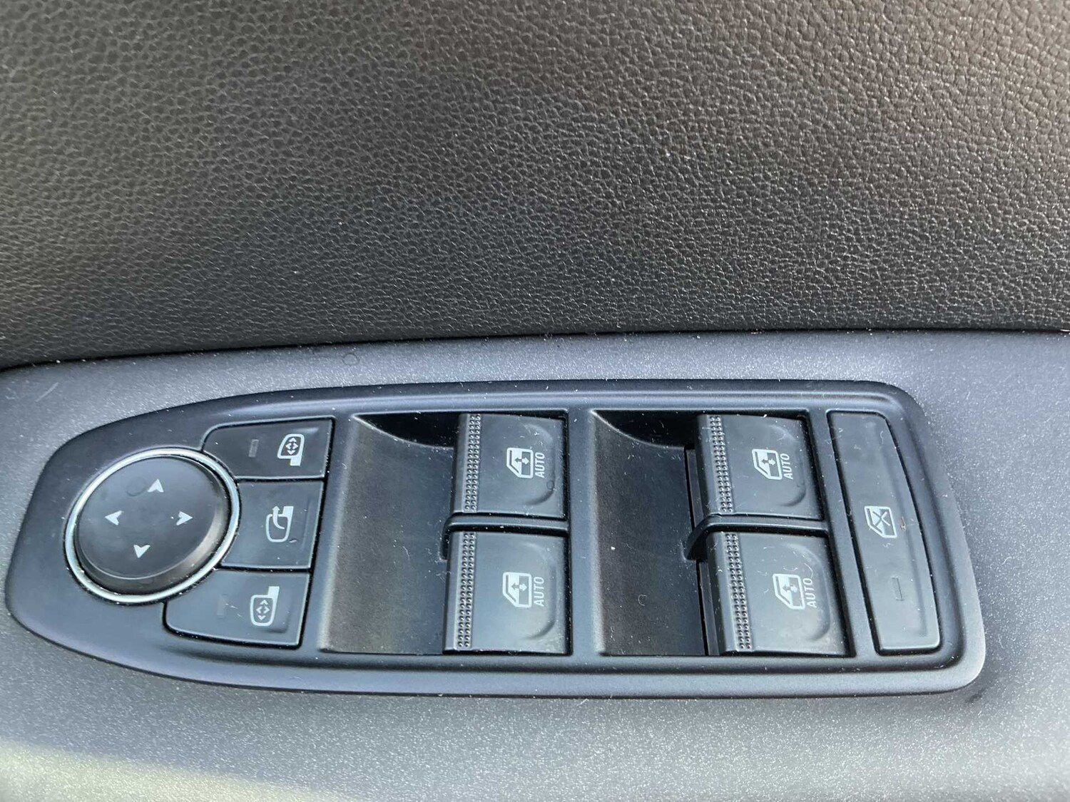 Used Renault Captur 2020 for sale - 78192377: Photo 20