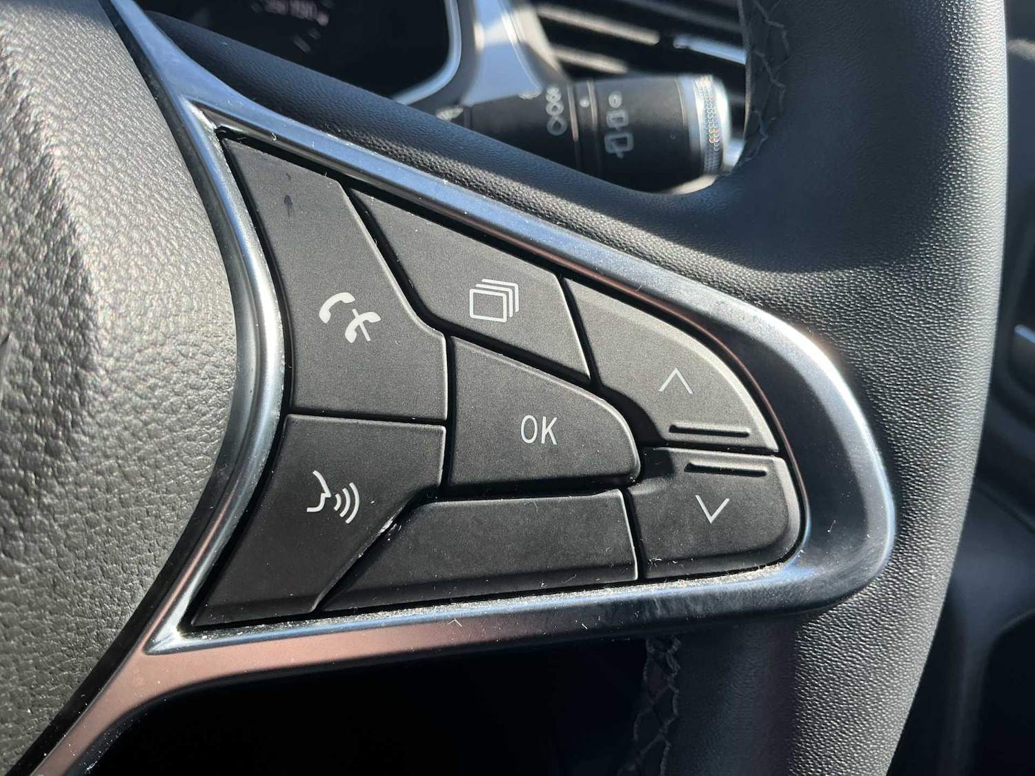 Used Renault Captur 2020 for sale - 78192377: Photo 23