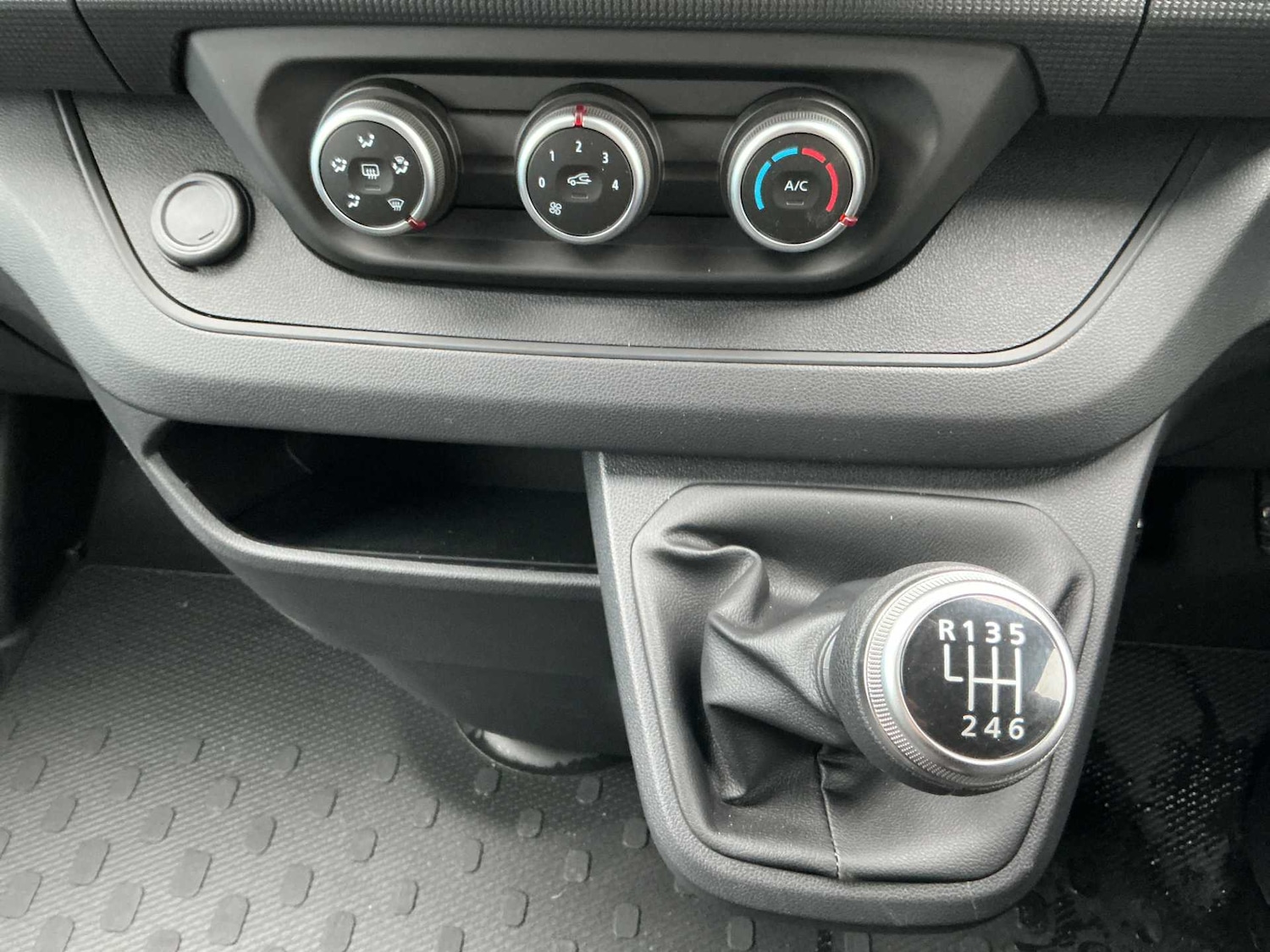 Used Renault Trafic 2025 for sale - 77676375: Photo 12