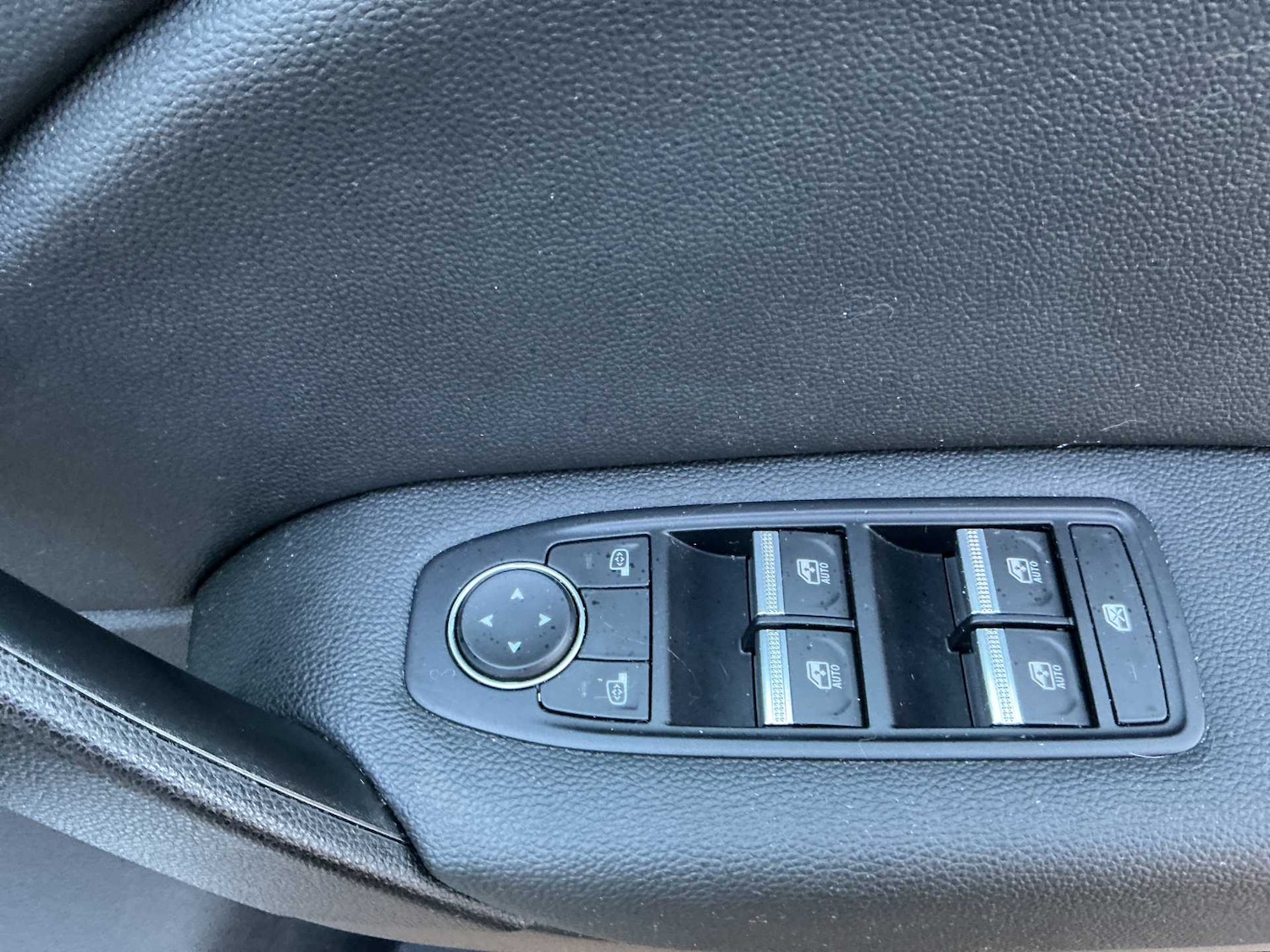 Used Renault Captur 2022 for sale - 76864063: Photo 20