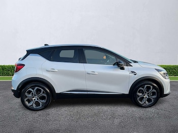 Used Renault Captur 2022 for sale - 76864063: Photo