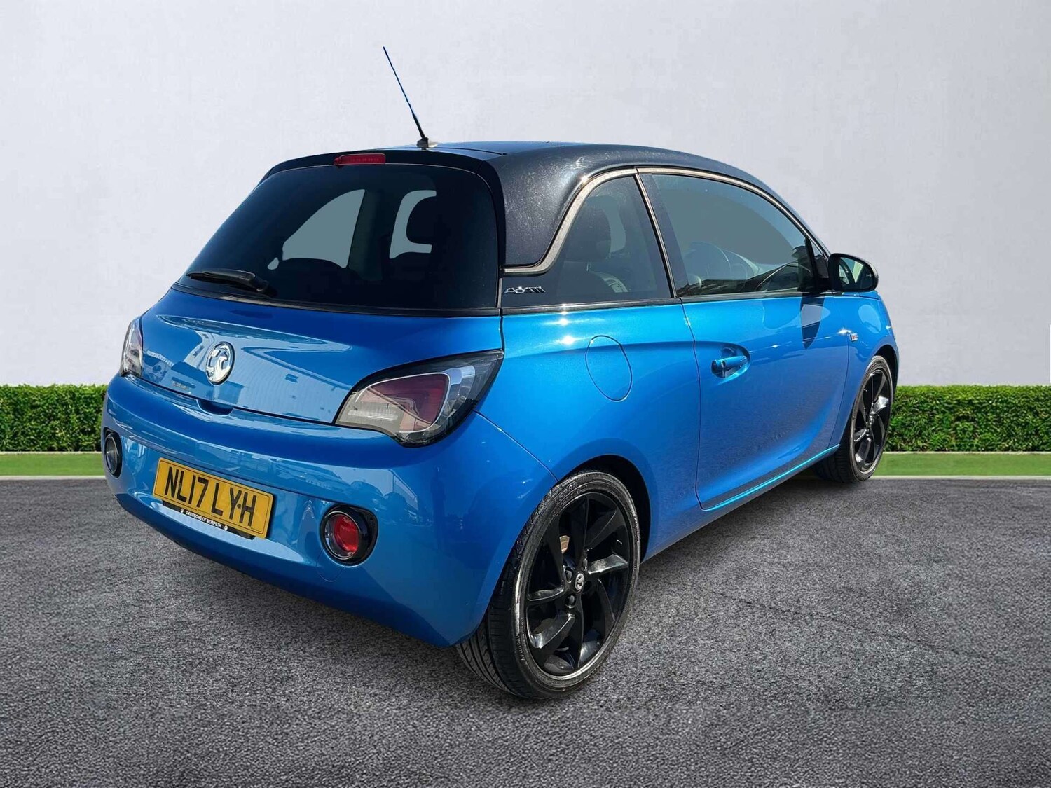 Used Vauxhall ADAM 2017 for sale - 78192204: Photo 17