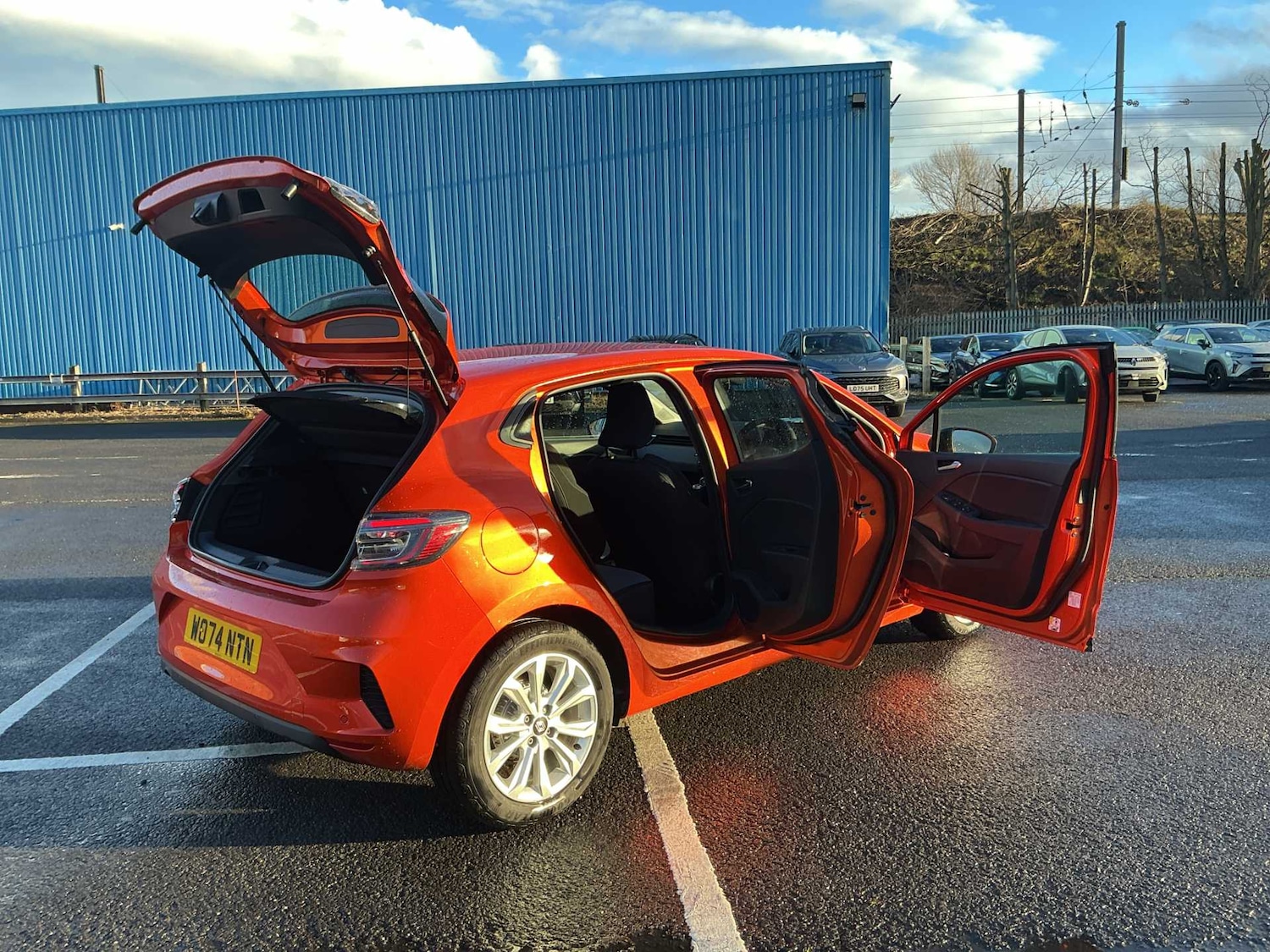 Used Renault Clio 2025 for sale - 76969964: Photo 31