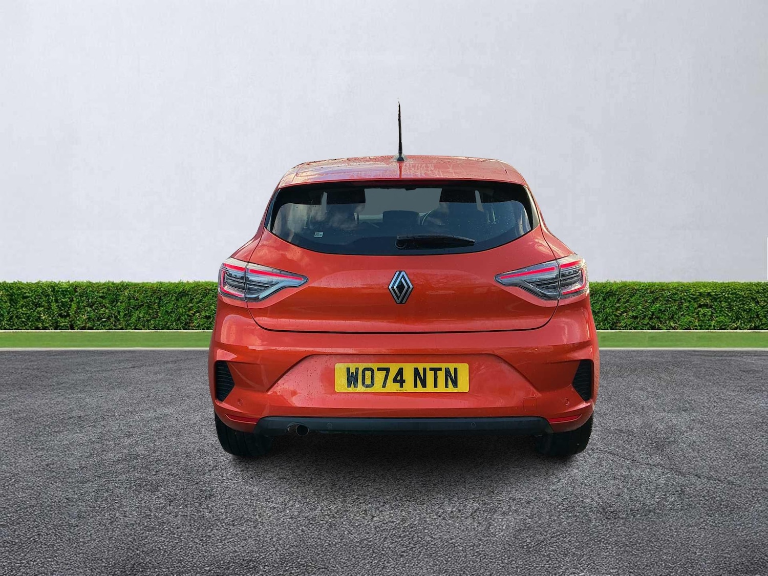 Used Renault Clio 2025 for sale - 76969964: Photo 4