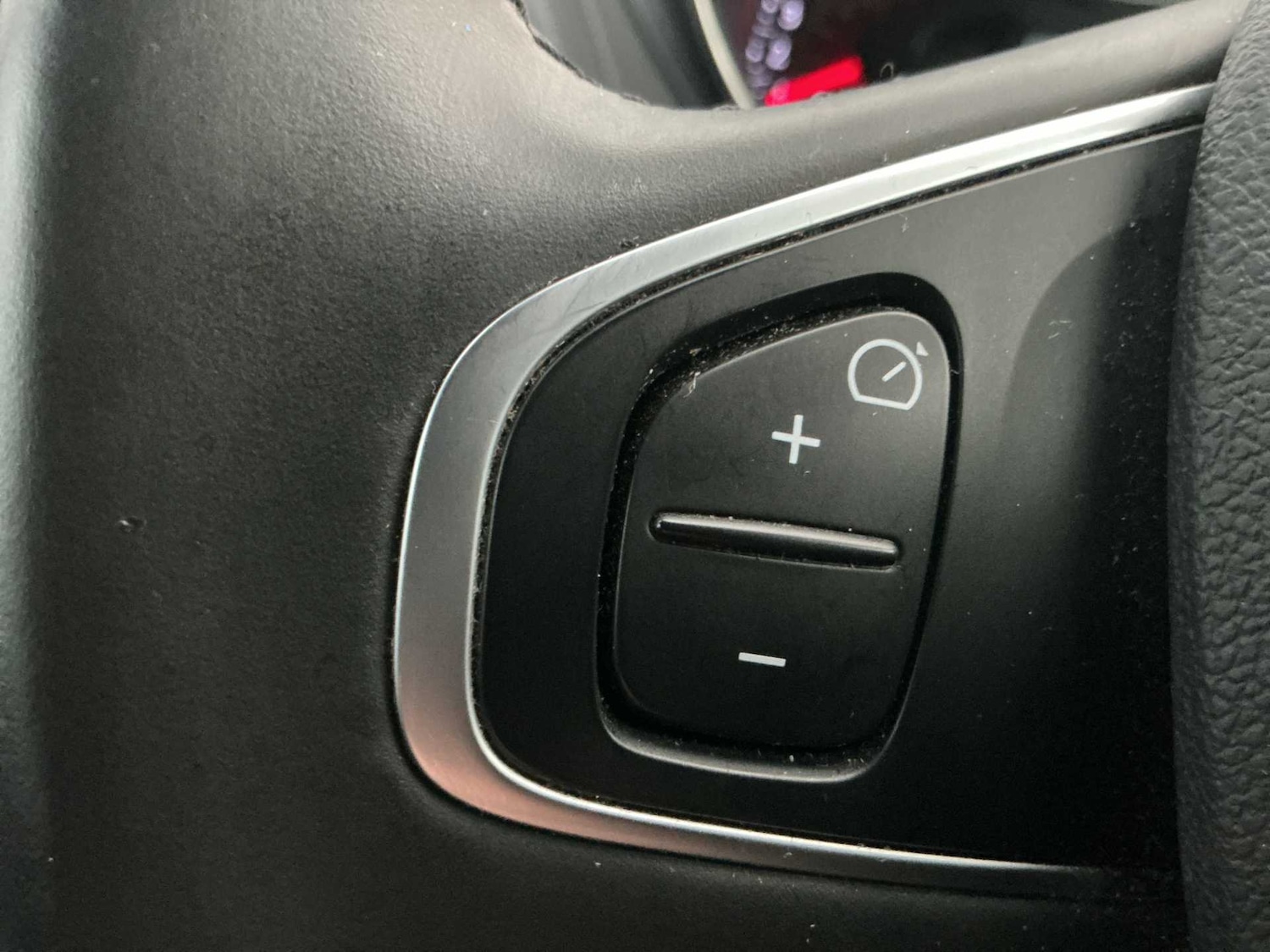 Used Renault Captur 2017 for sale - 76885028: Photo 24