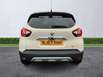 Used Renault Captur 2017 for sale - 76885028: Photo