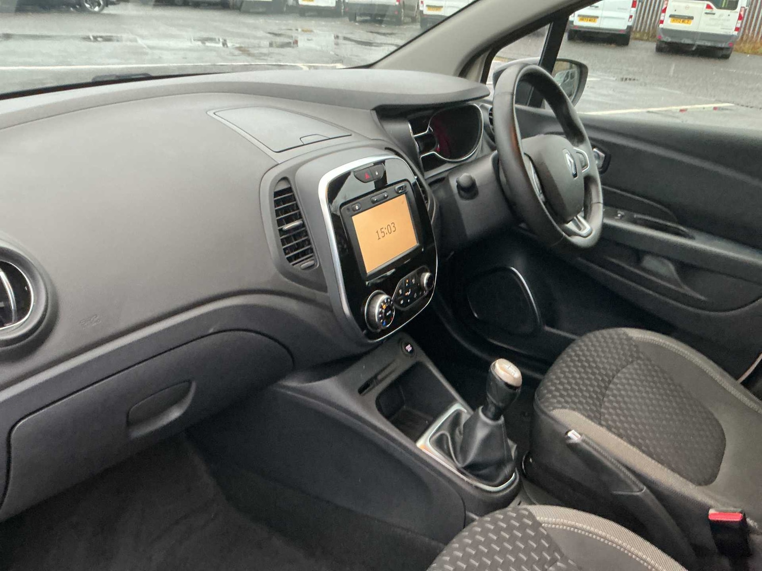 Used Renault Captur 2017 for sale - 76885028: Photo 7