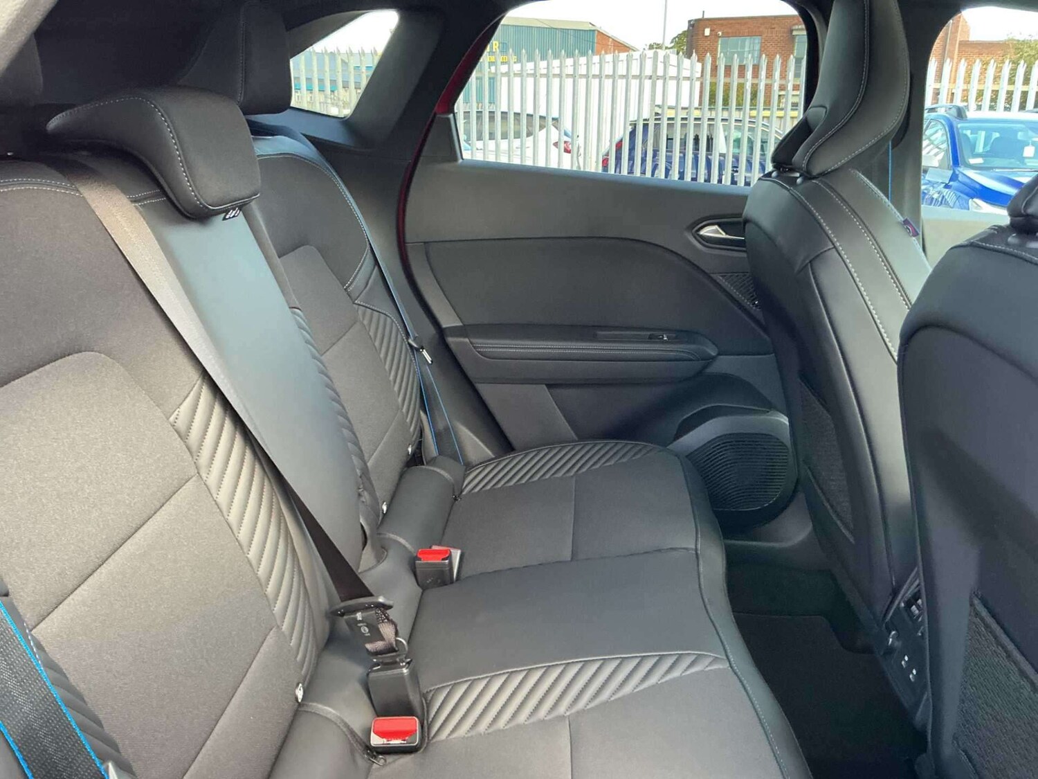 Used Renault Other 2025 for sale - 77487495: Photo 15