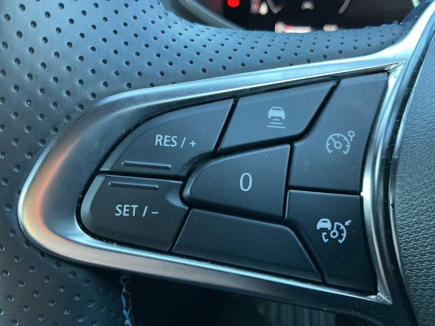 Used Renault Clio 2025 for sale - 77003668: Photo 24