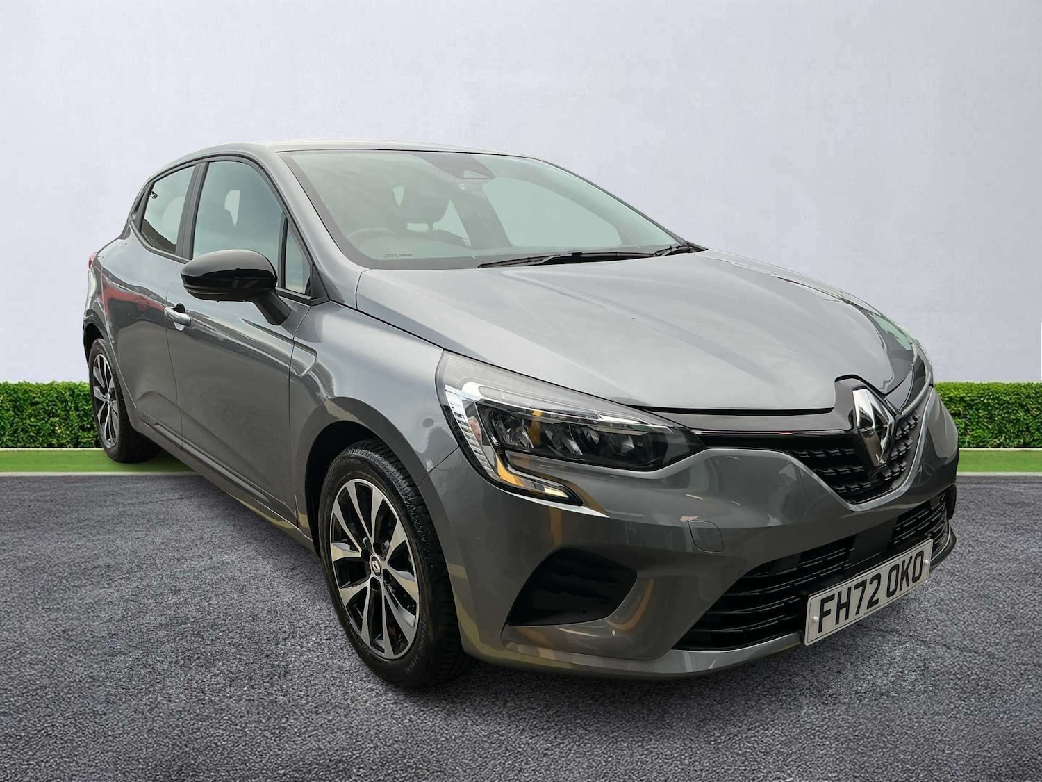 Used Renault Clio 2023 for sale - 78053553: Photo 1