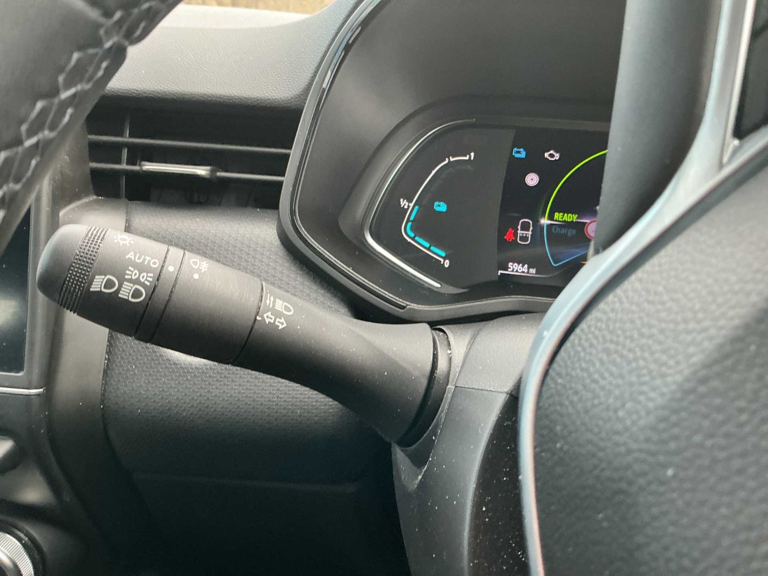 Used Renault Clio 2023 for sale - 78053553: Photo 25