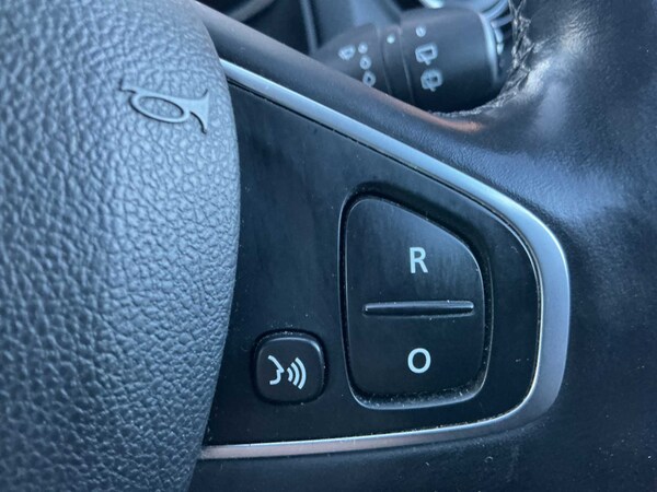 Used Renault Clio 2017 for sale - 76101427: Photo 23