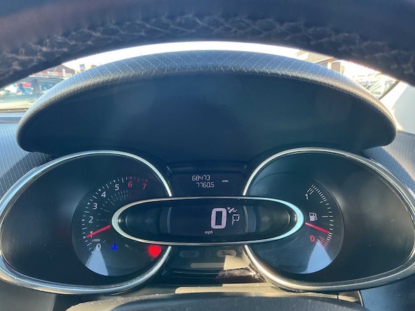 Used Renault Clio 2017 for sale - 76101427: Photo 9