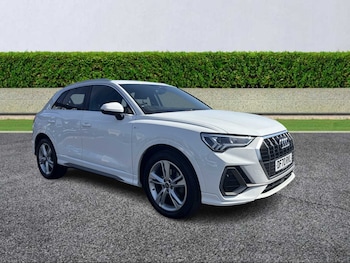 Audi - Q3