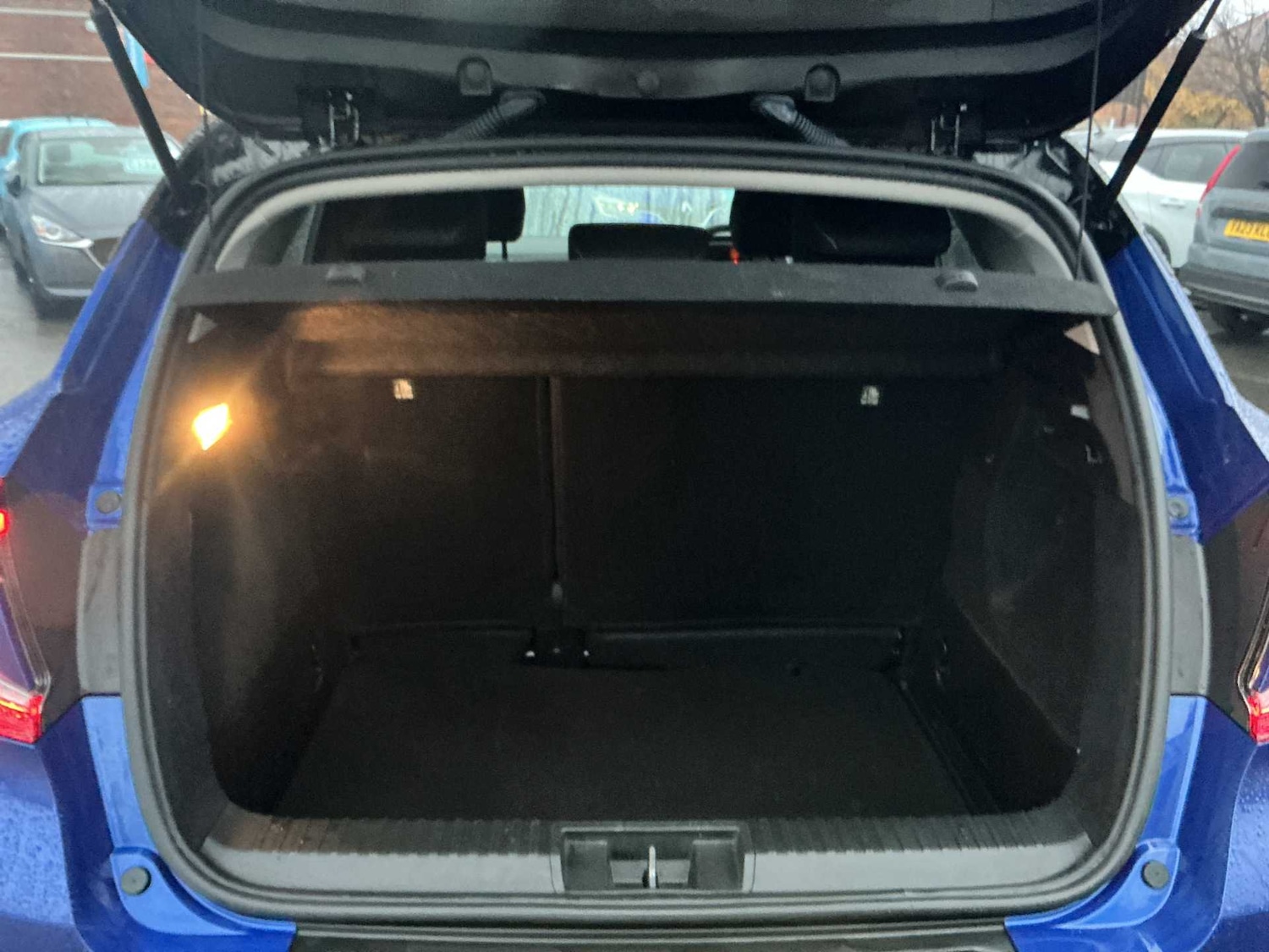 Used Renault Captur 2022 for sale - 76770091: Photo 16