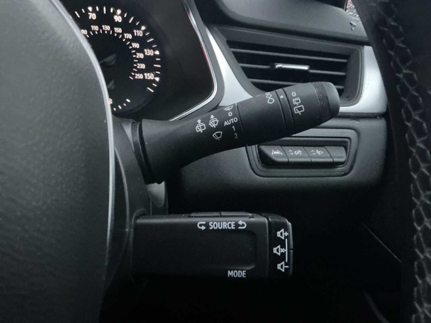 Used Renault Captur 2022 for sale - 76770091: Photo 26