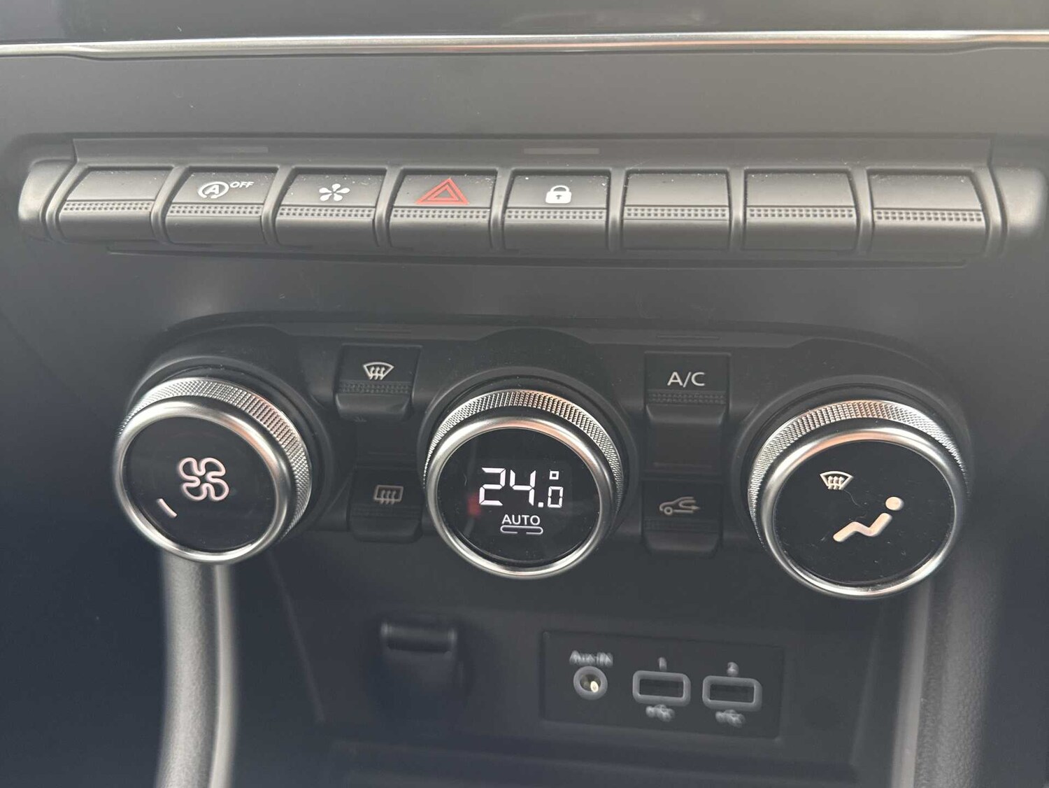 Used Renault Captur 2020 for sale - 76300760: Photo 11