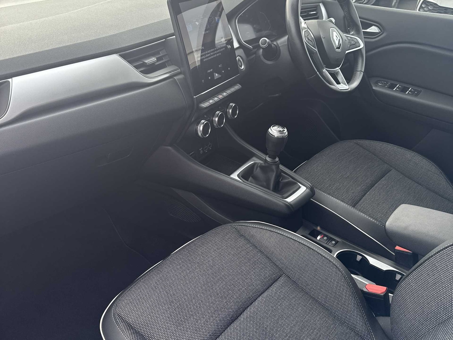 Used Renault Captur 2020 for sale - 76300760: Photo 7