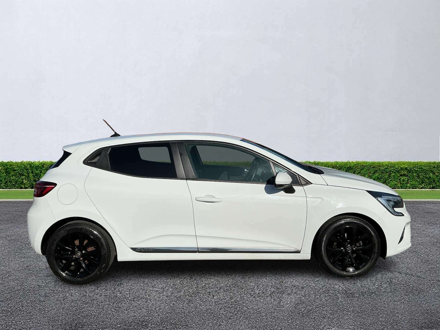 Used Renault Clio 2020 for sale - 78176555: Photo 3