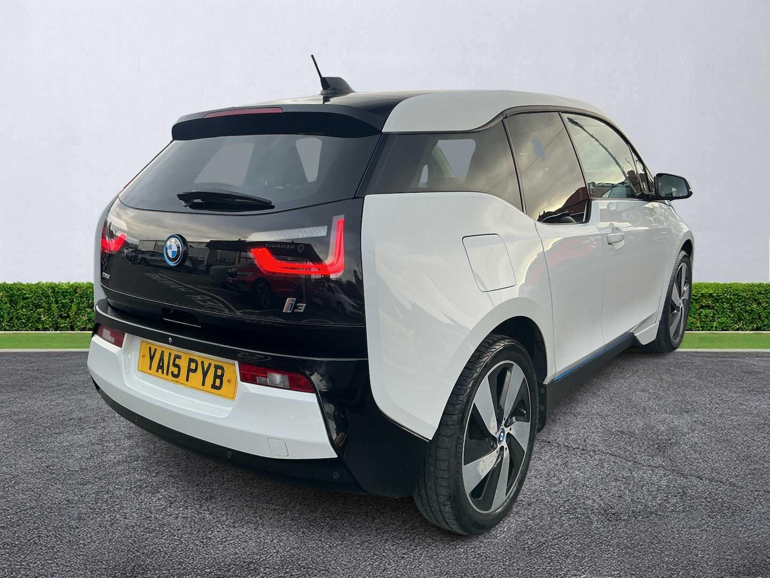 Used BMW i3 2015 for sale - 76450557: Photo 17