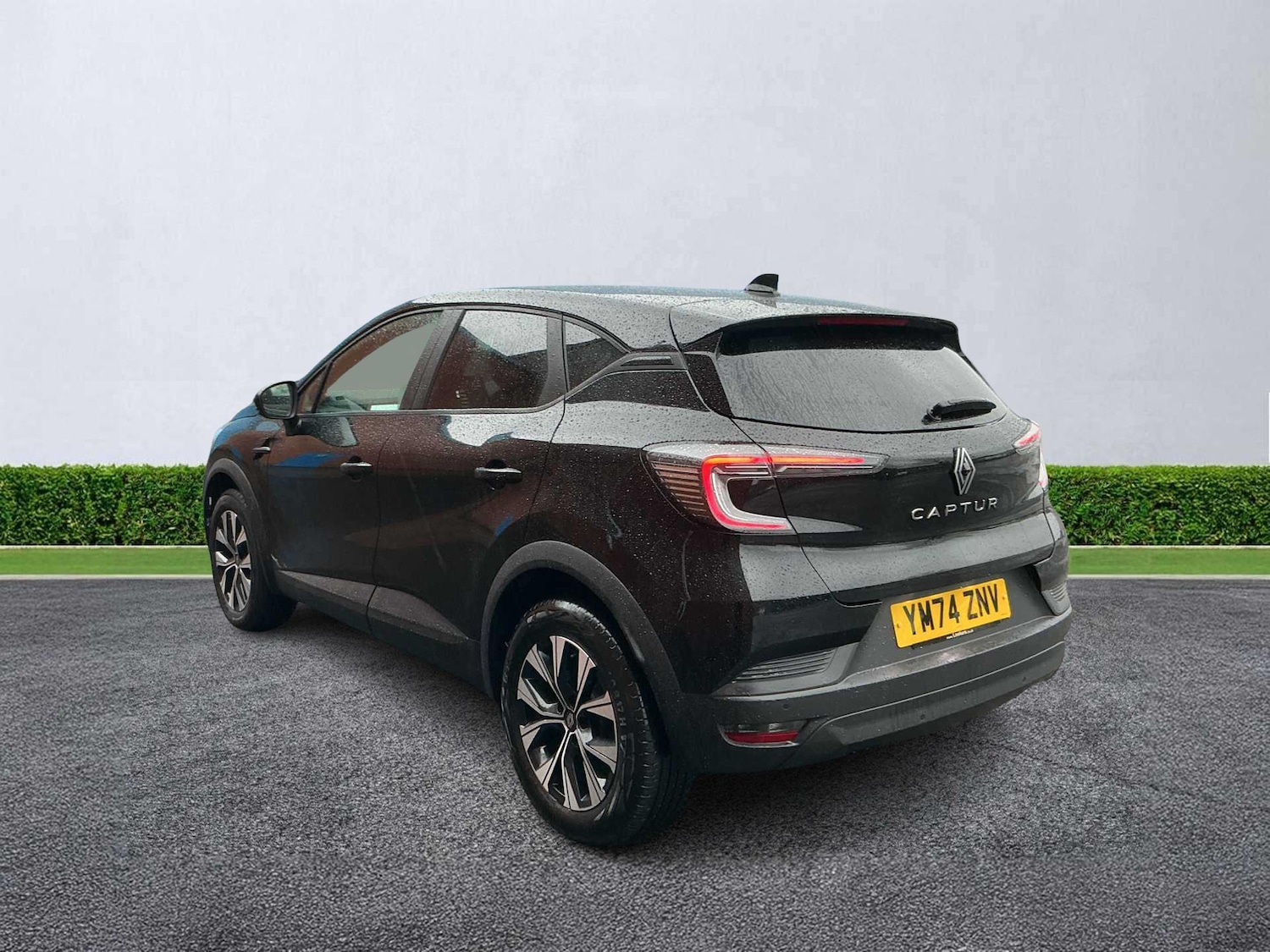 Used Renault Captur 2025 for sale - 77729956: Photo 2