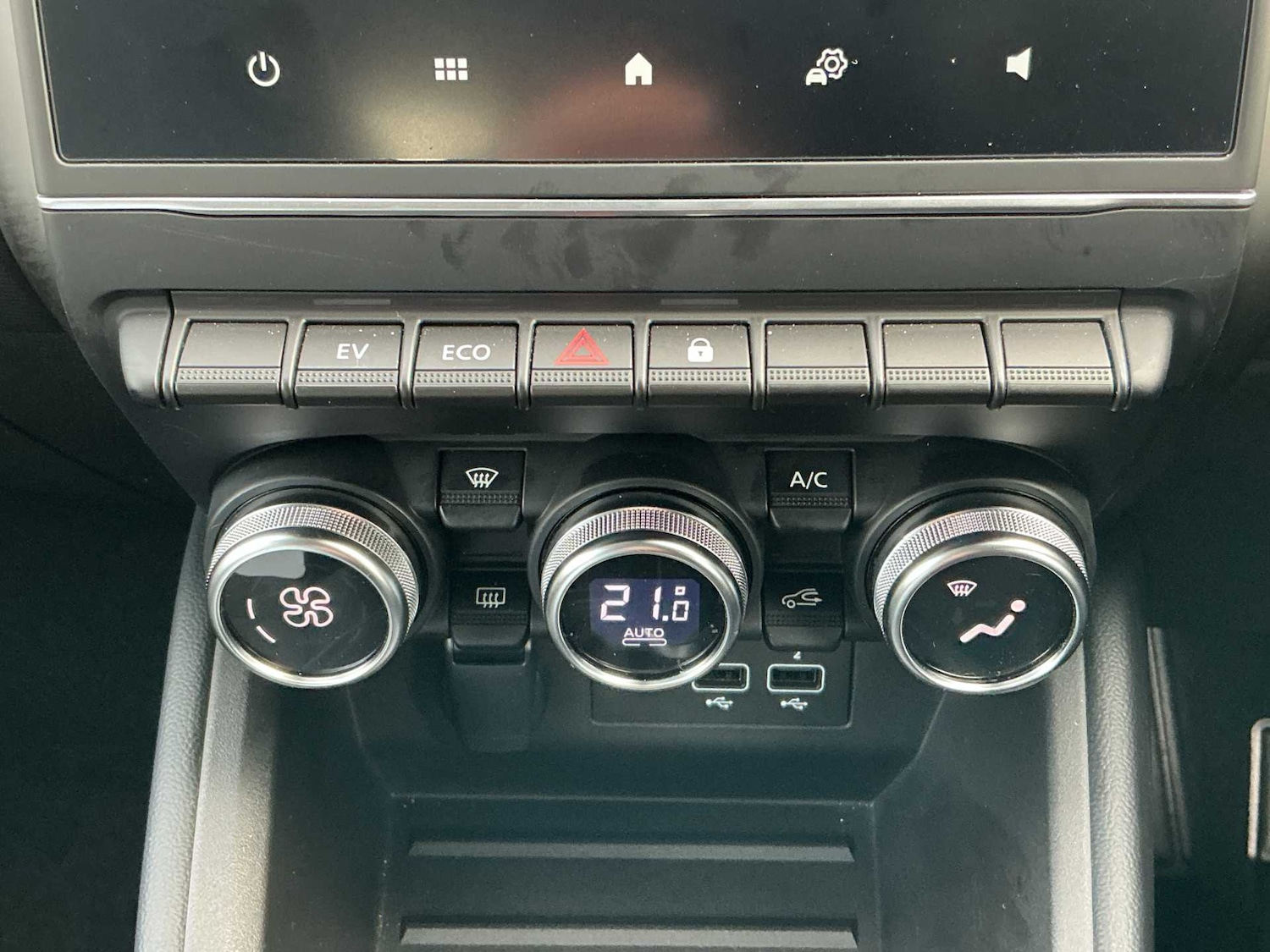 Used Renault Clio 2023 for sale - 78011656: Photo 11