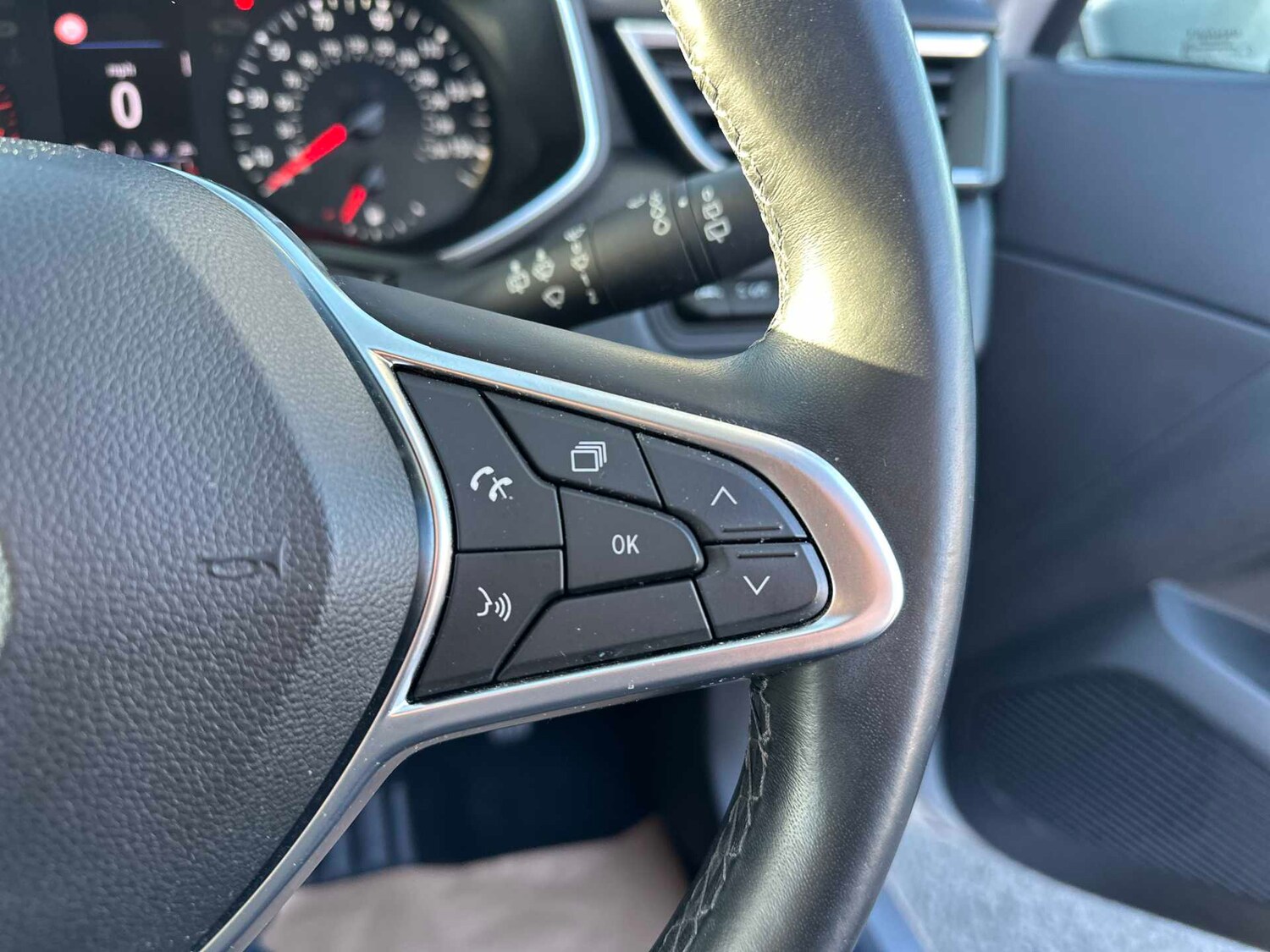 Used Renault Clio 2020 for sale - 78191942: Photo 23