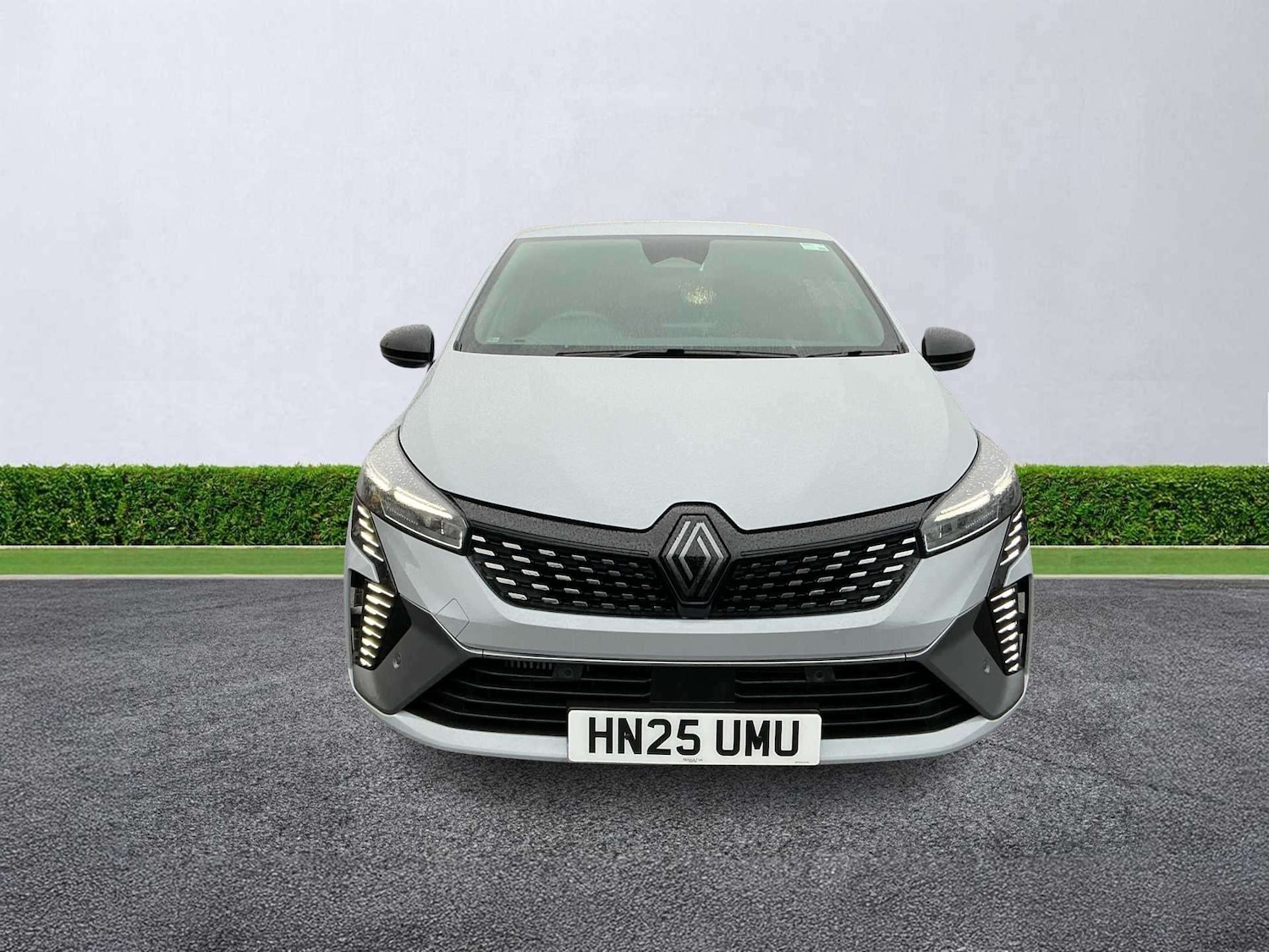 Used Renault Clio 2025 for sale - 77488727: Photo 5